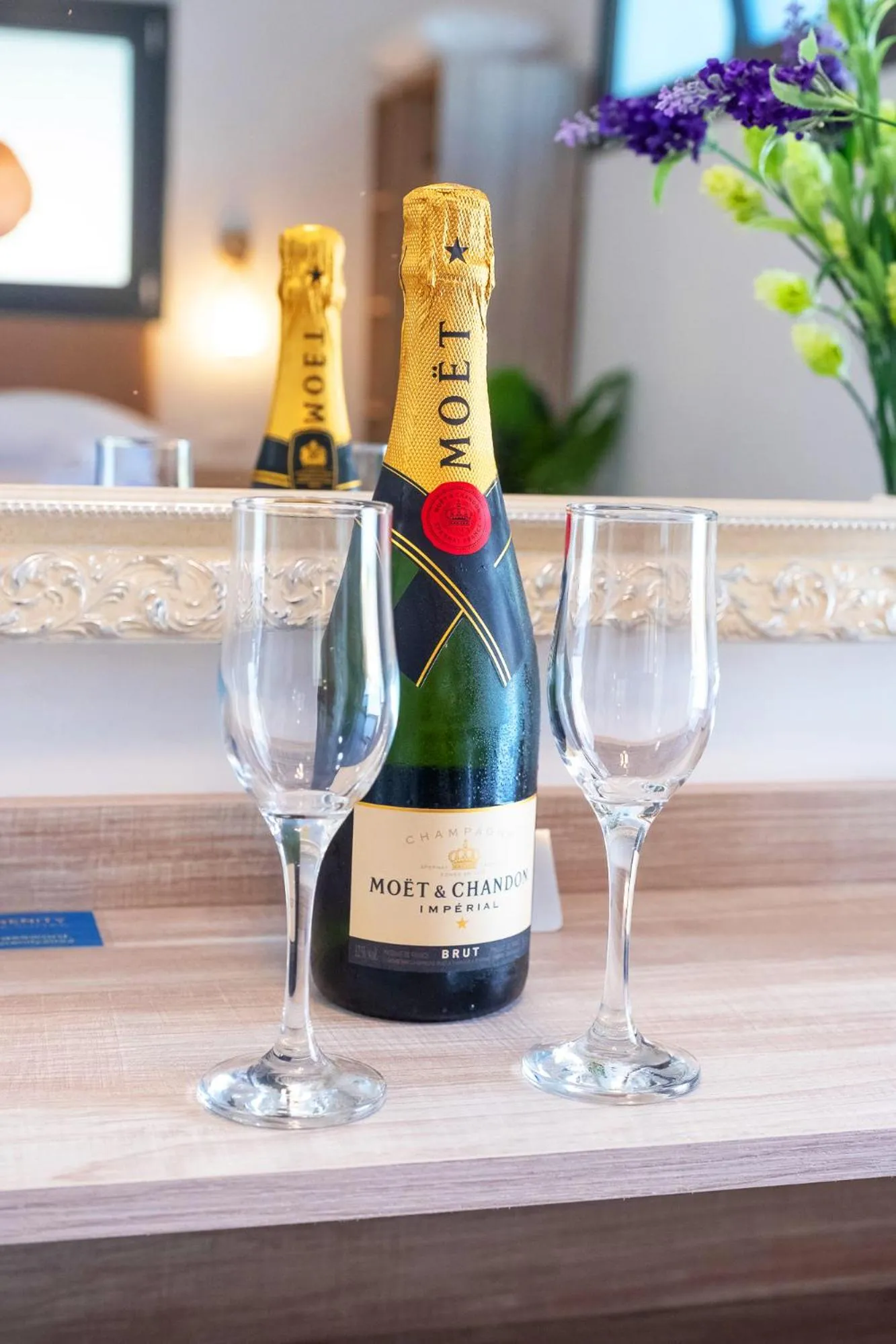 Serenity Luxe Suites