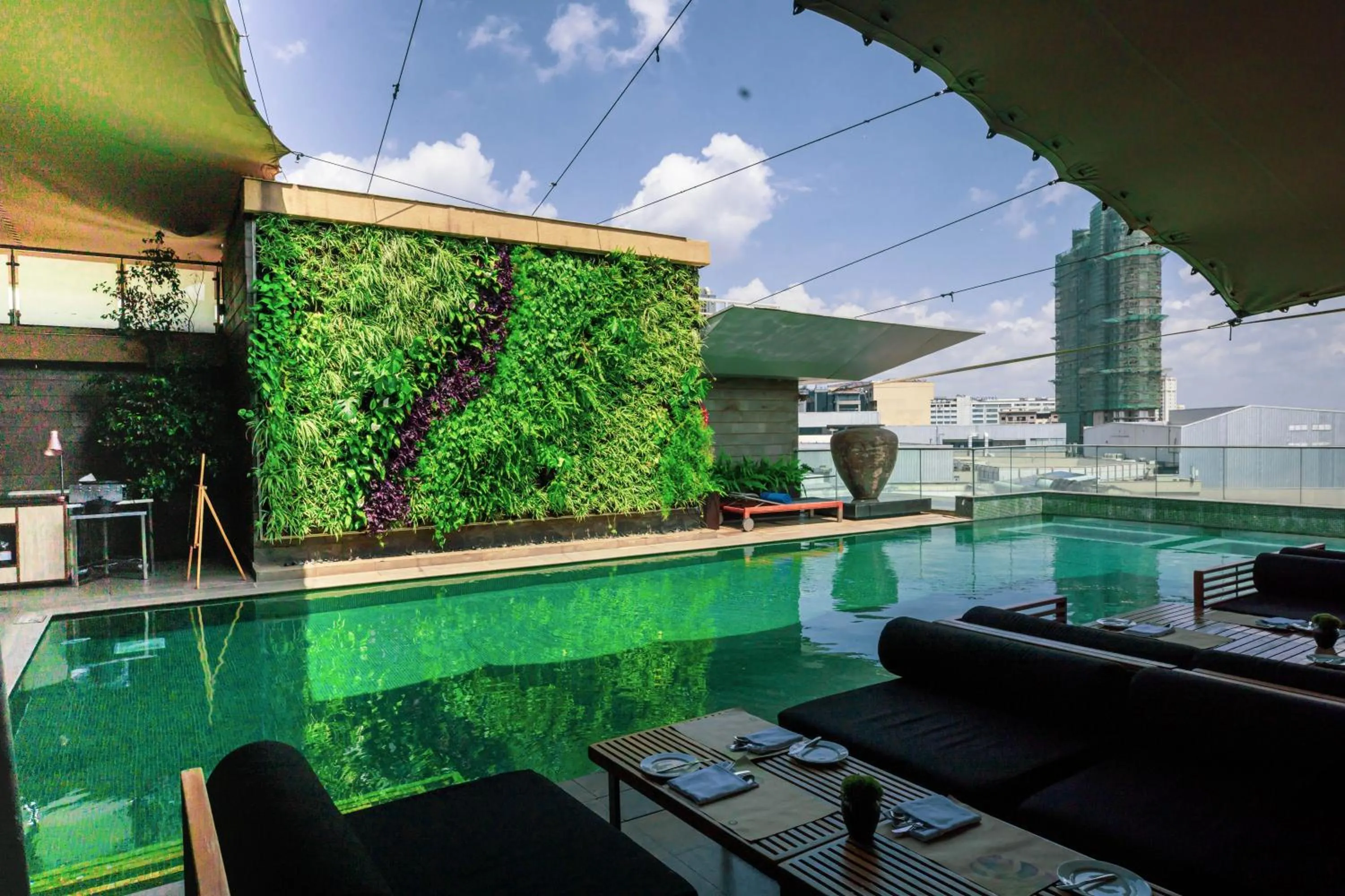 Swimming pool in Sankara Nairobi, Autograph Collection