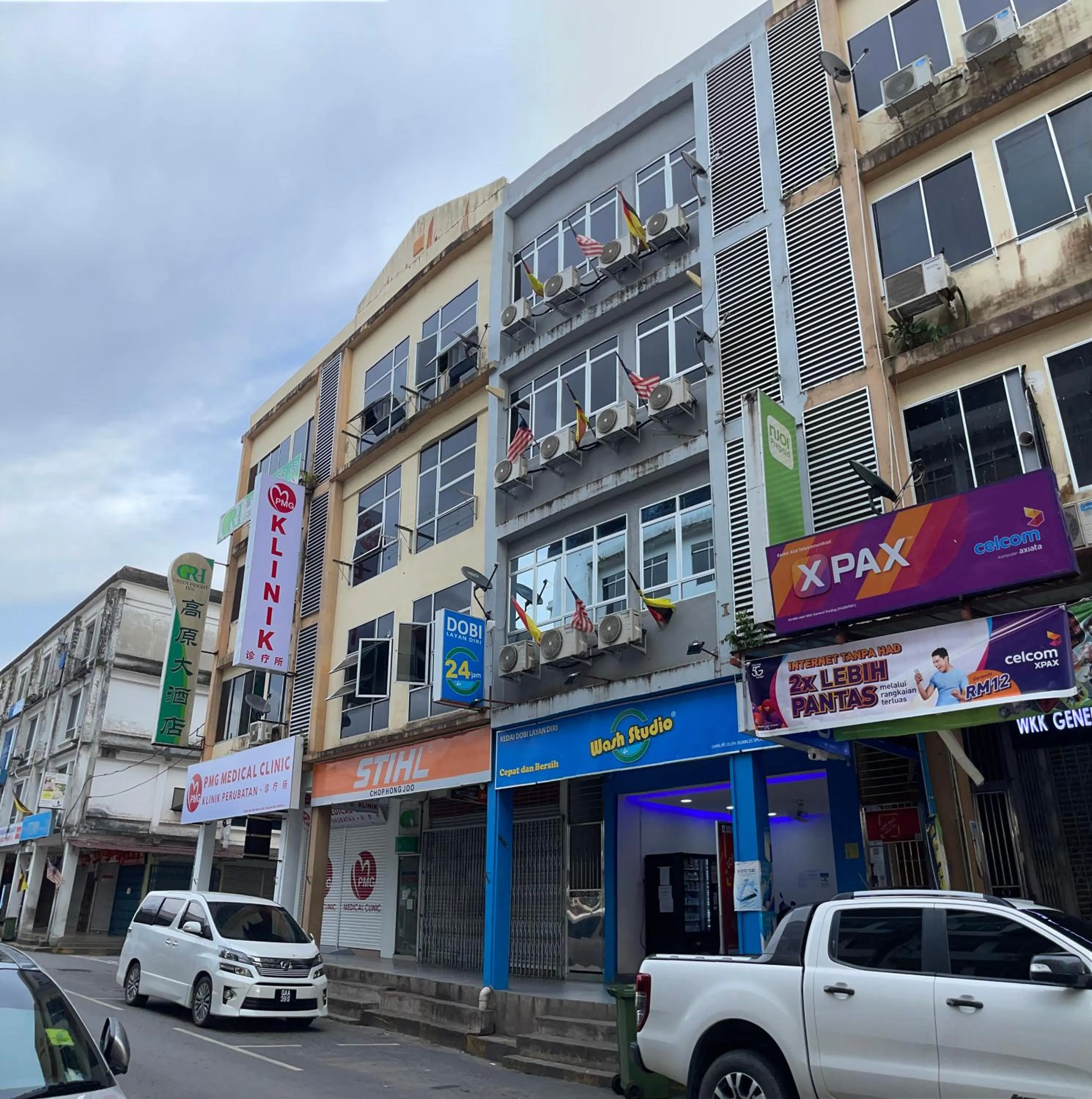 Loft Pals Urbanstay Lodge, Kapit