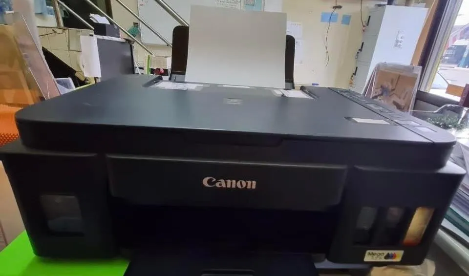 On-site shops in Loft Pals Urbanstay Lodge, Kapit