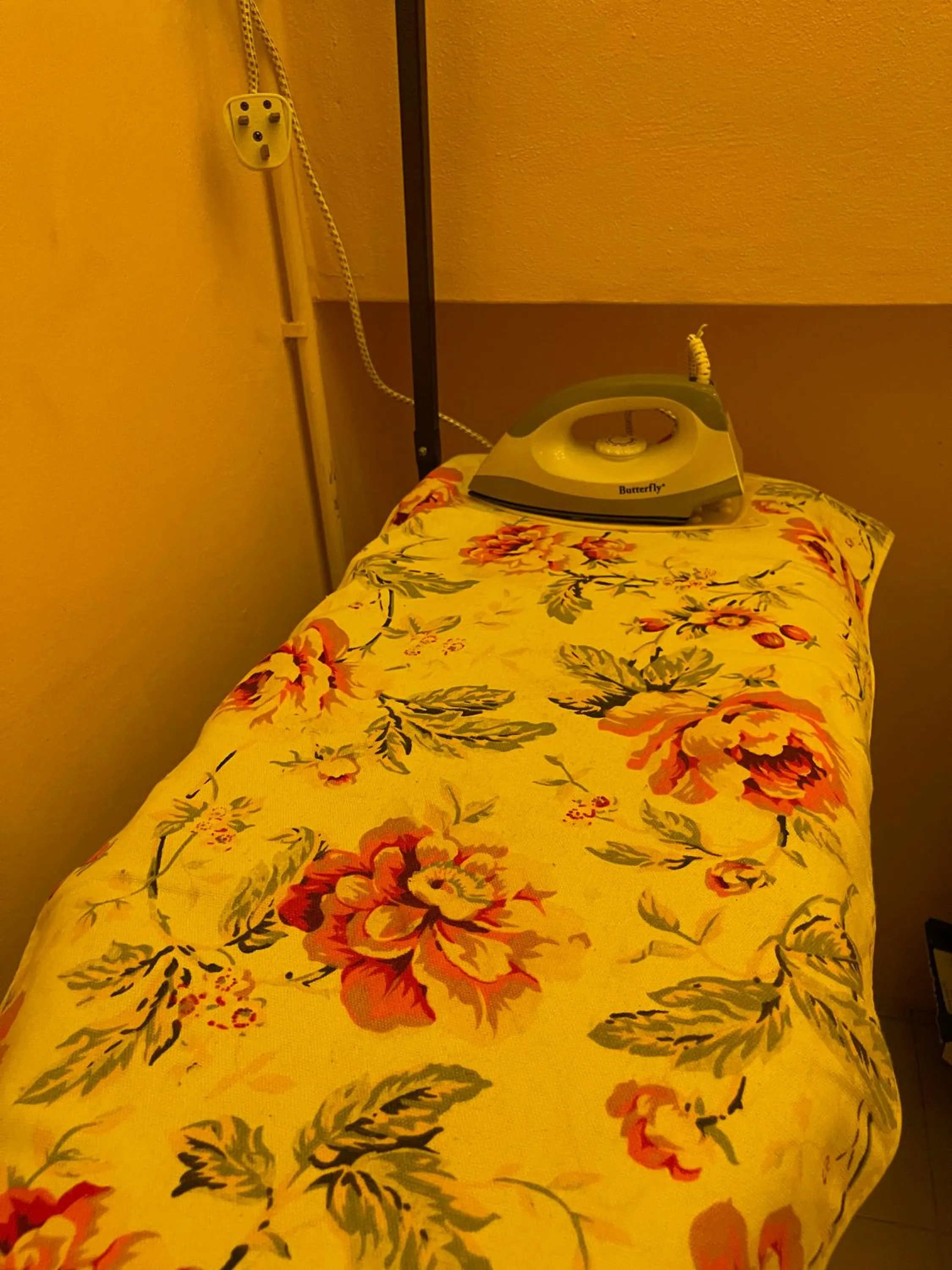 Bed in Loft Pals Urbanstay Lodge, Kapit