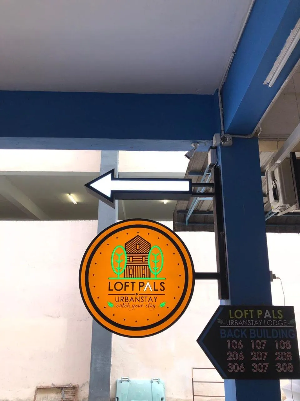 Loft Pals Urbanstay Lodge, Kapit