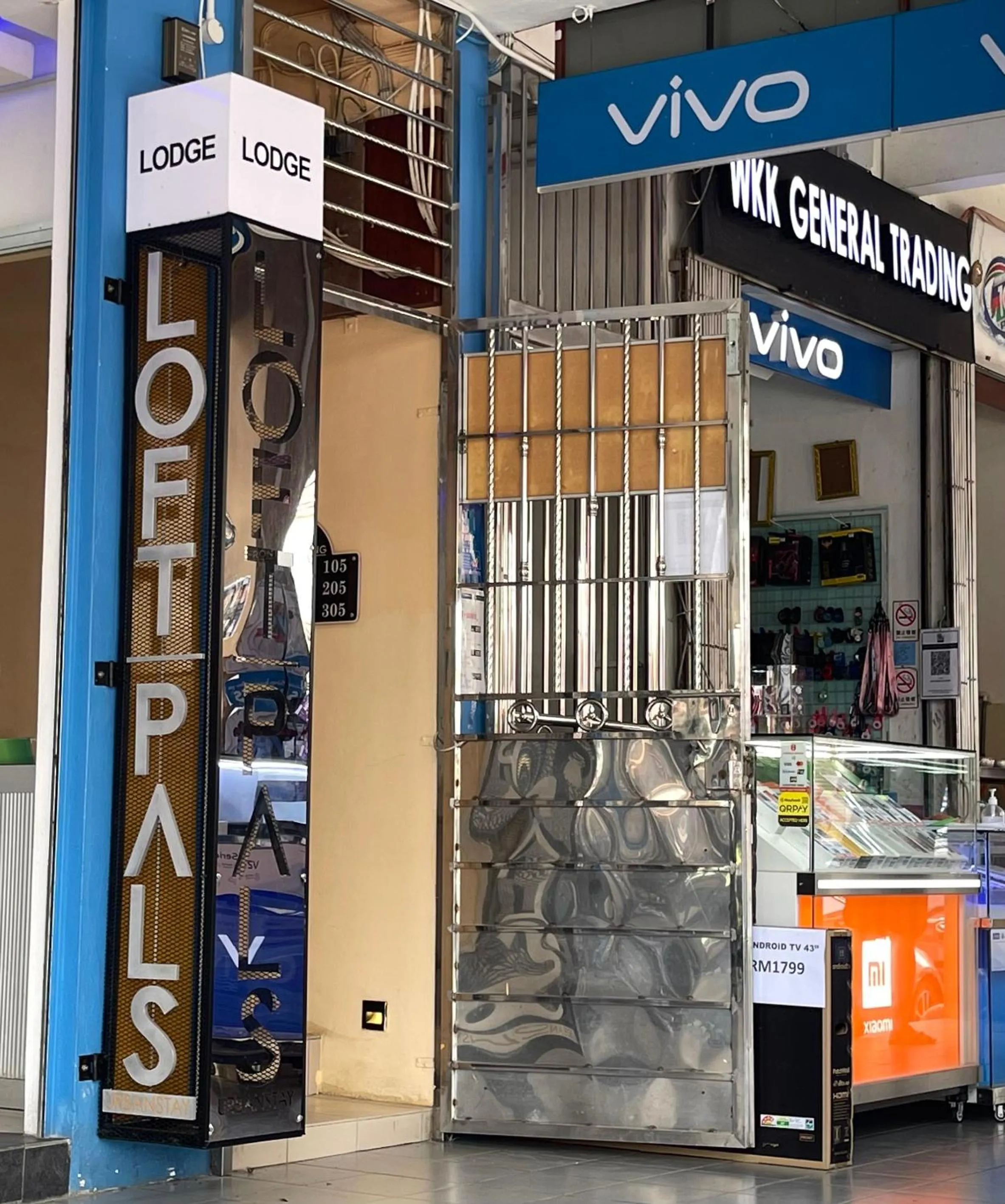 Loft Pals Urbanstay Lodge, Kapit