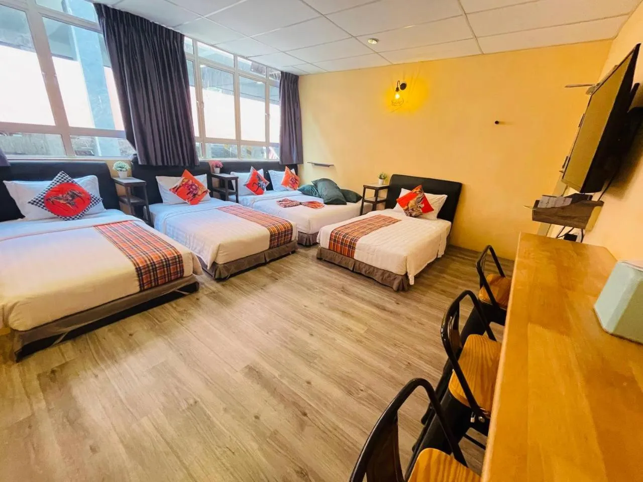 Bed in Loft Pals Urbanstay Lodge, Kapit