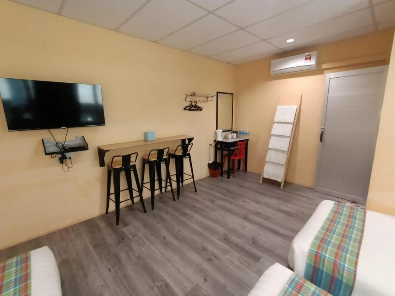 Bed in Loft Pals Urbanstay Lodge, Kapit