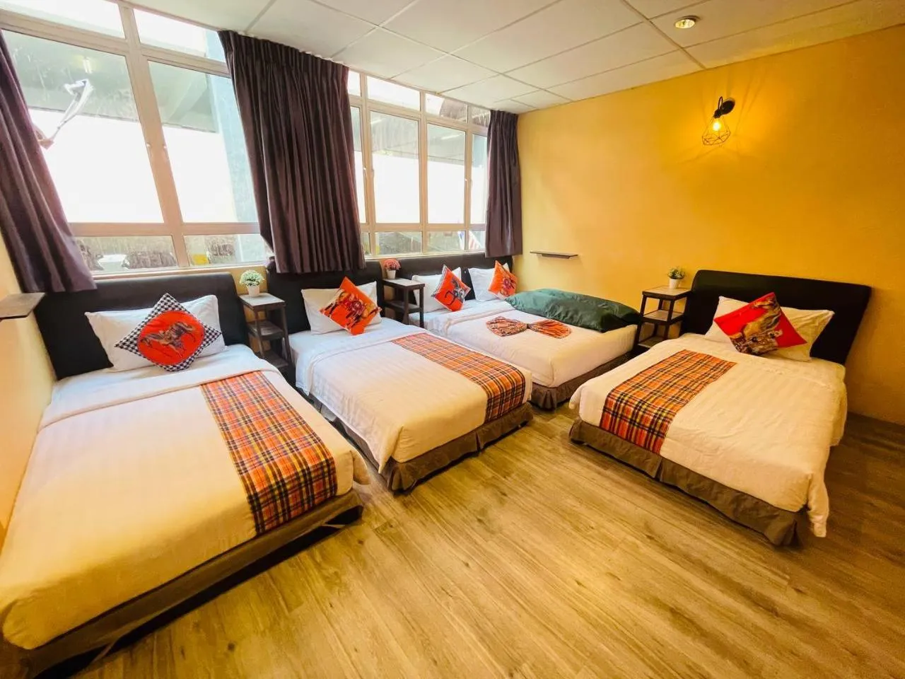 Bed in Loft Pals Urbanstay Lodge, Kapit