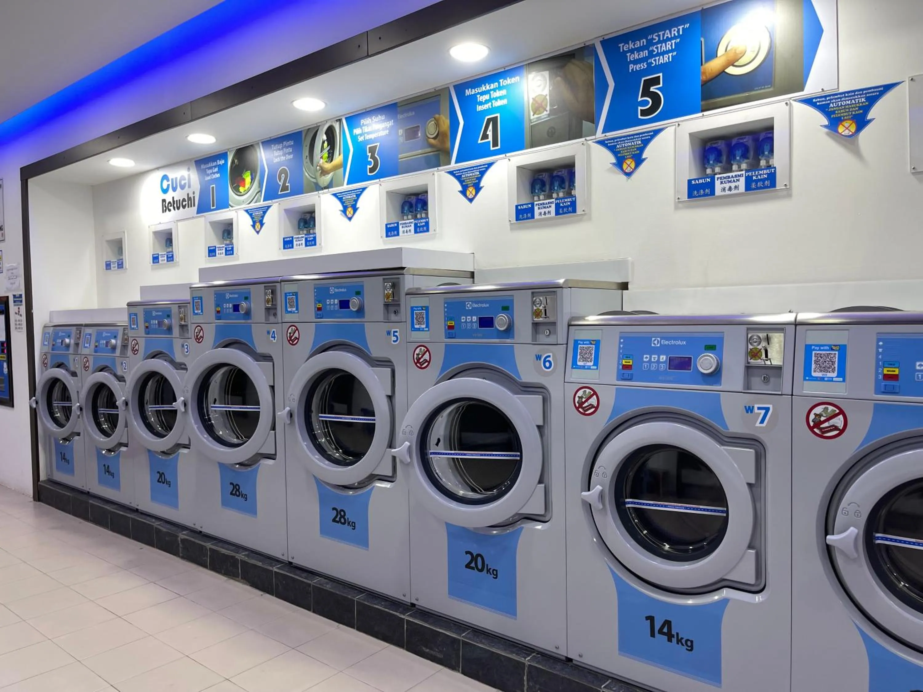 Loft Pals Urbanstay Lodge, Kapit