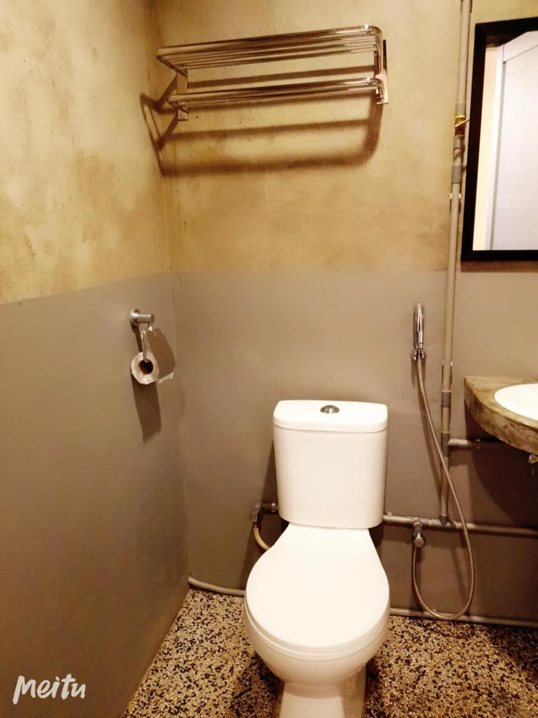 Loft Pals Urbanstay Lodge, Kapit