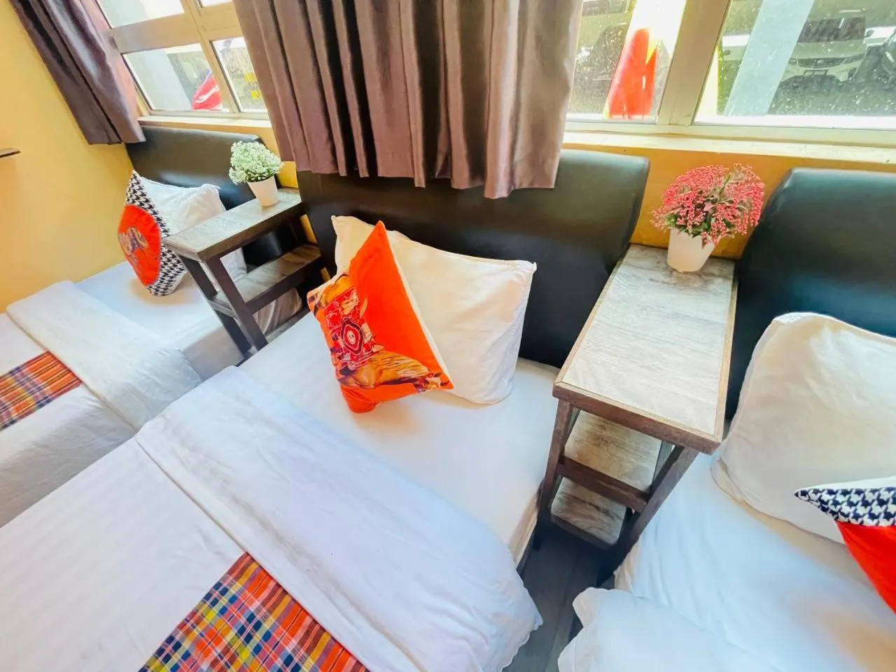 Bed in Loft Pals Urbanstay Lodge, Kapit