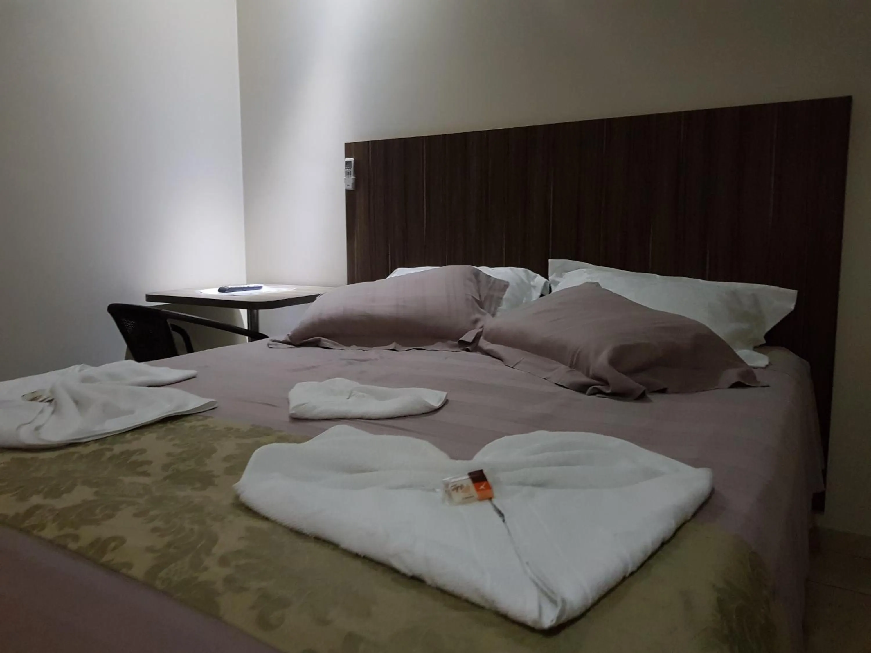 Bedroom, Bed in Hotel Itatiaia