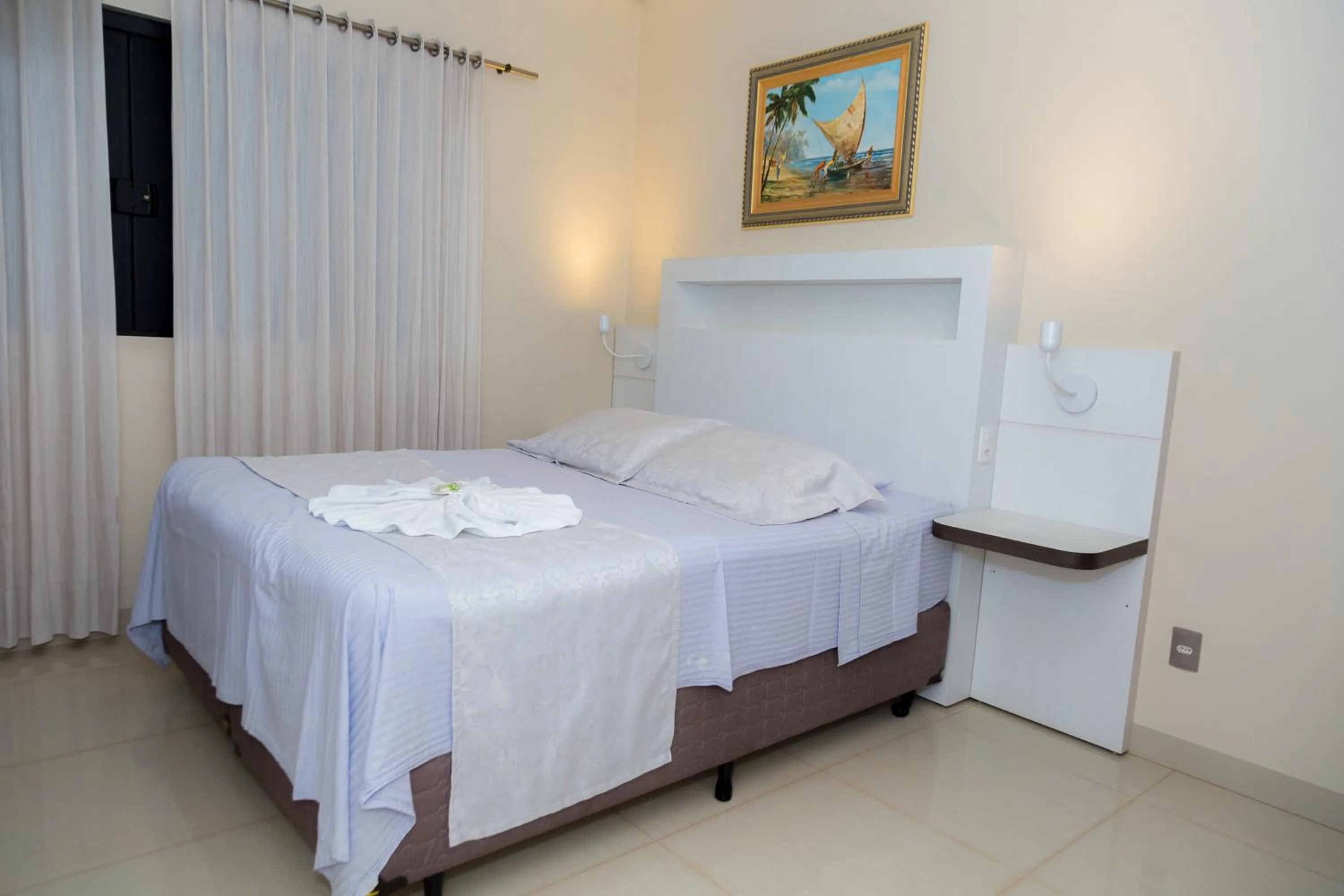 Bedroom, Bed in Hotel Itatiaia