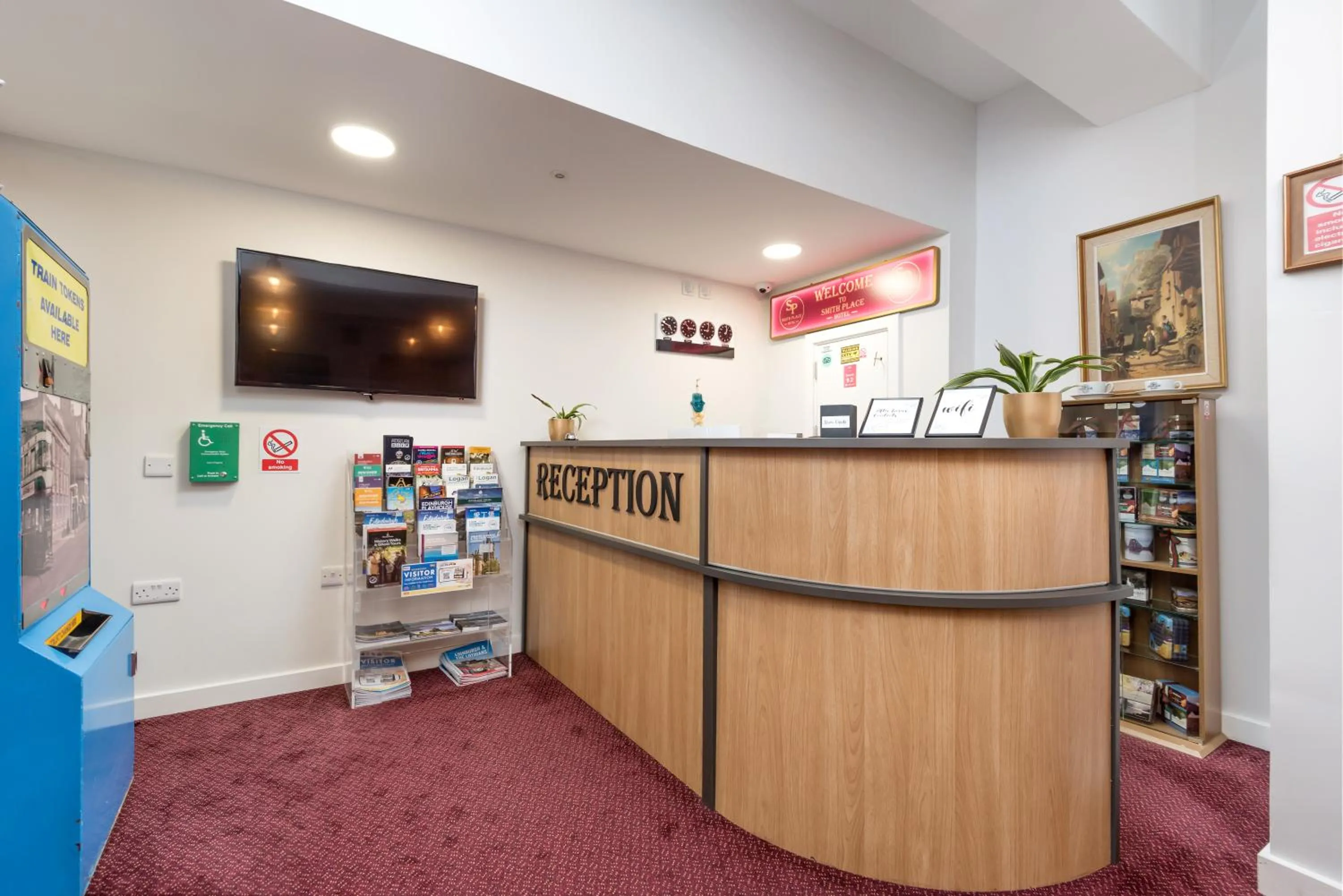 Lobby or reception in SMITH PLACE HOTEL