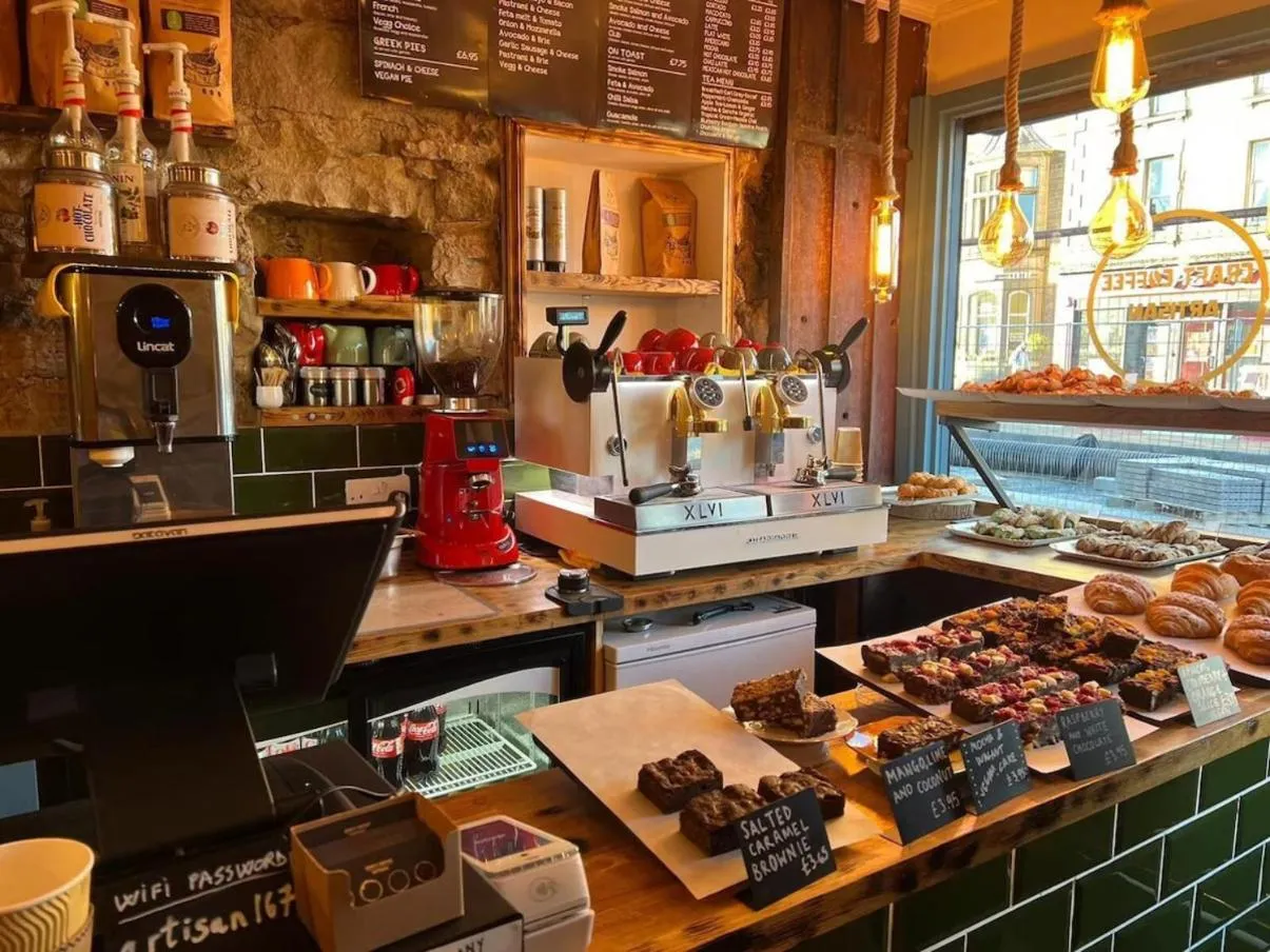 Coffee/tea facilities in SMITH PLACE HOTEL