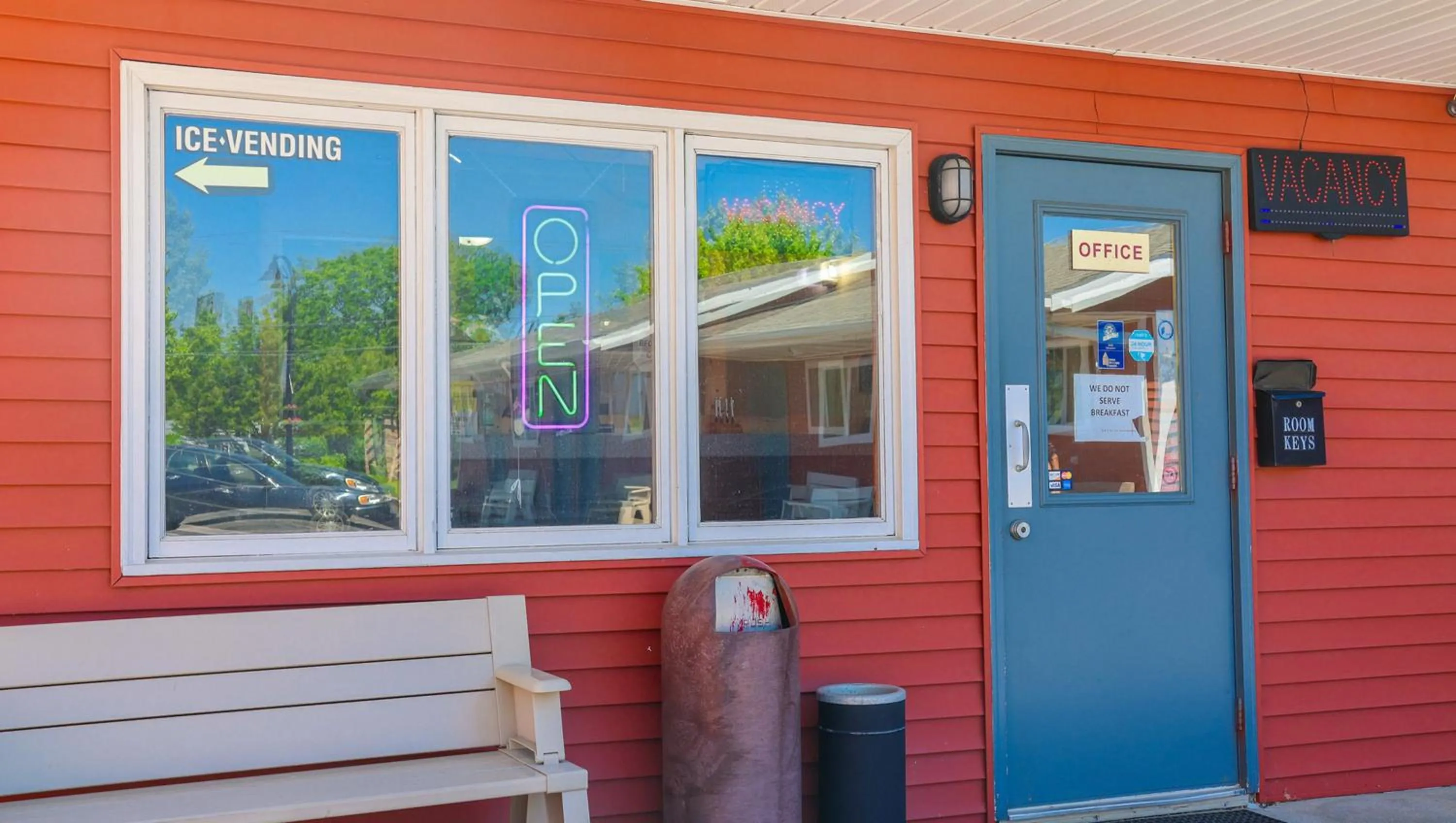 Facade/entrance in Chippewa Motel Mount Pleasant