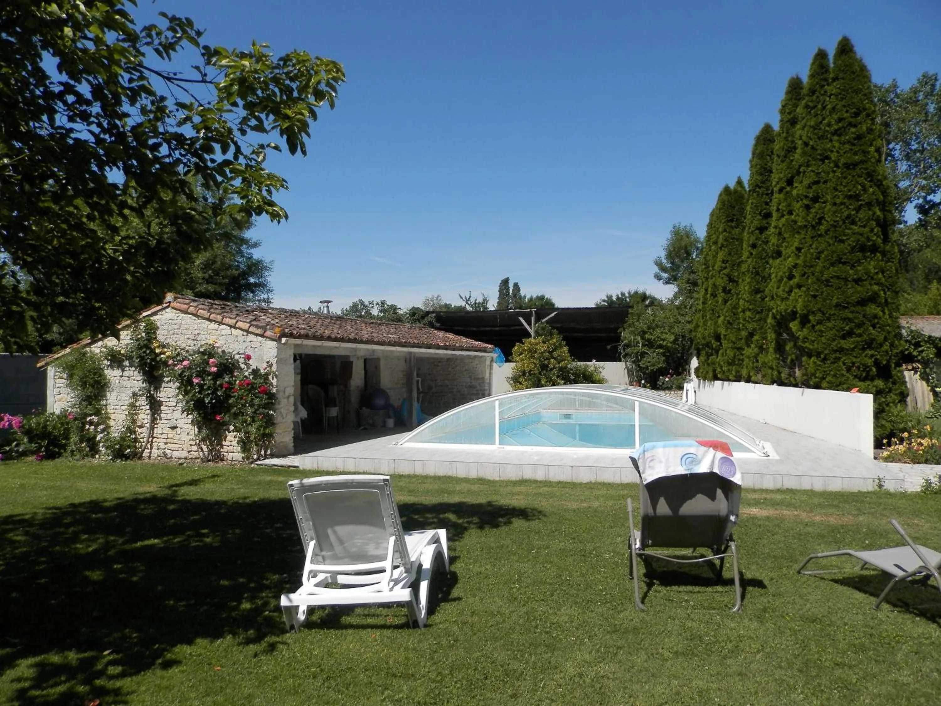 Garden in Au pré du Mignon aux portes du Marais Poitevin