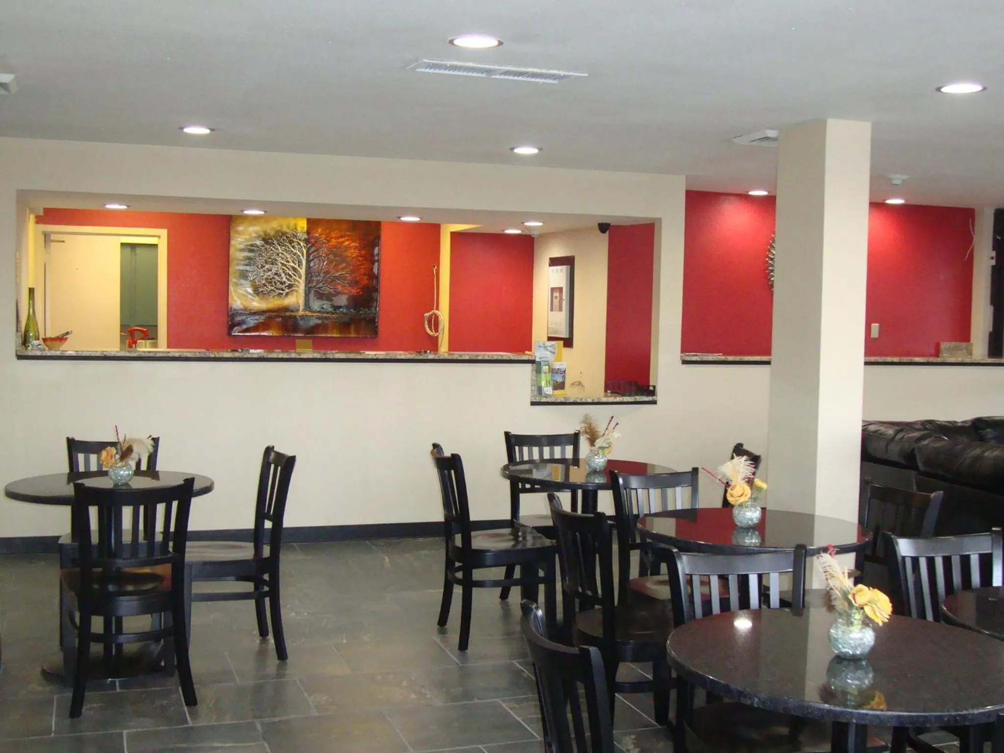 Lobby or reception in Econo Lodge Inn & Suites Jackson Northwest