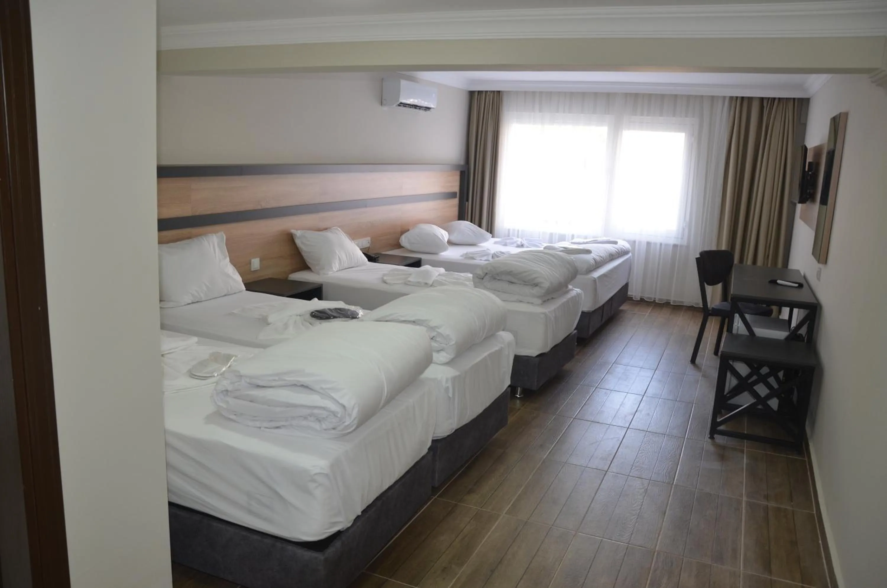 Photo of the whole room, Bed in Marka Hotel