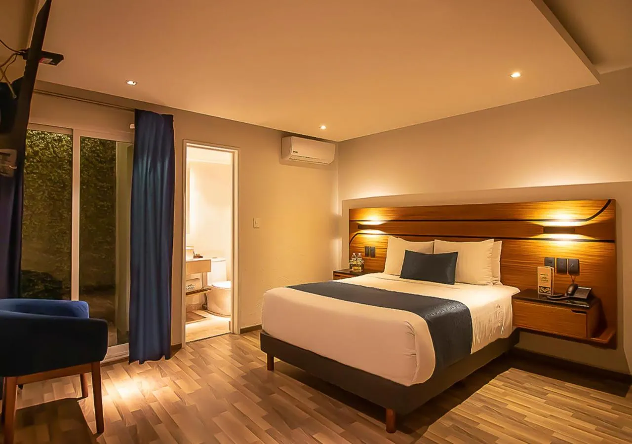 Bedroom, Bed in Hotel Boutique Maria