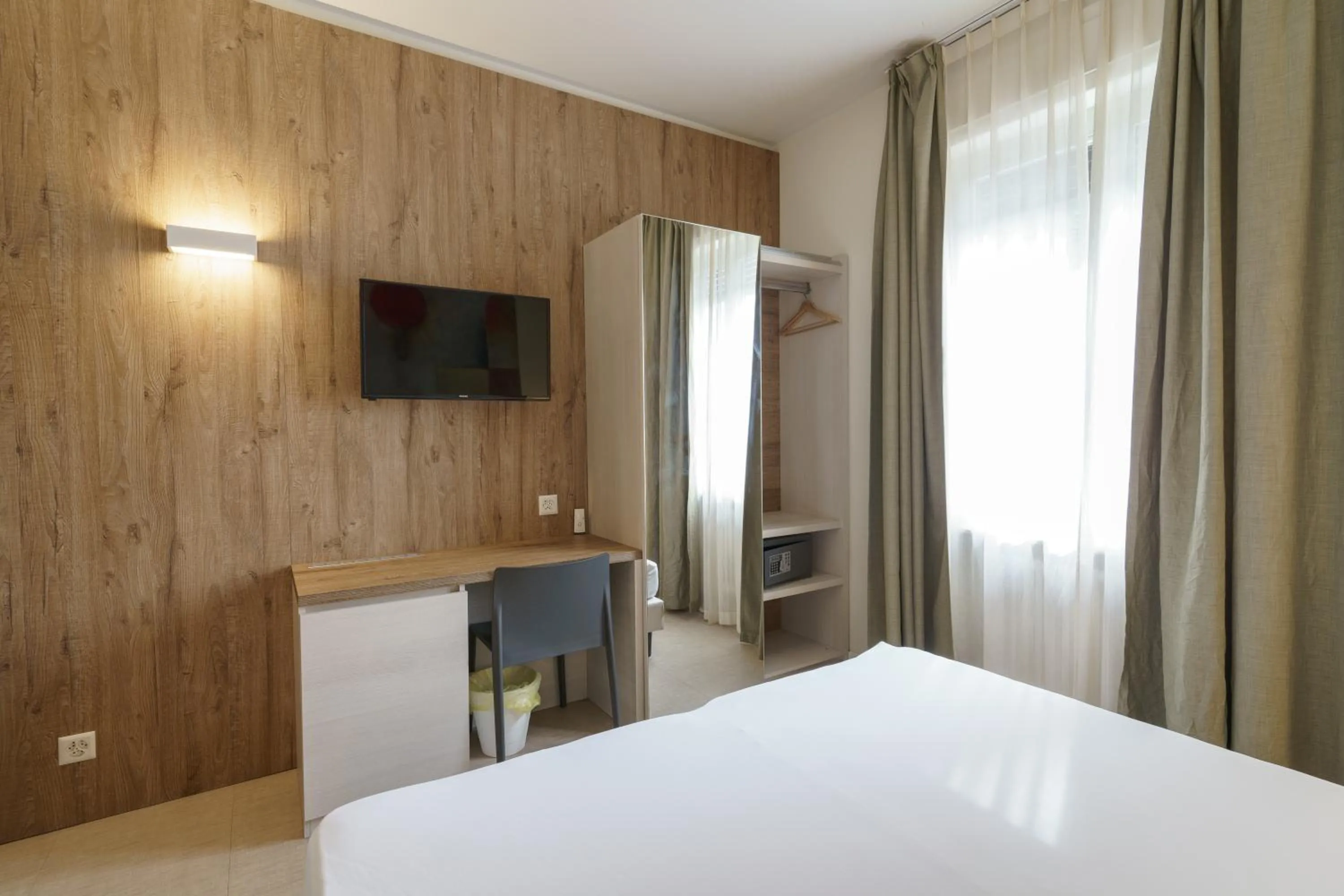 Bed in Hotel Morgana