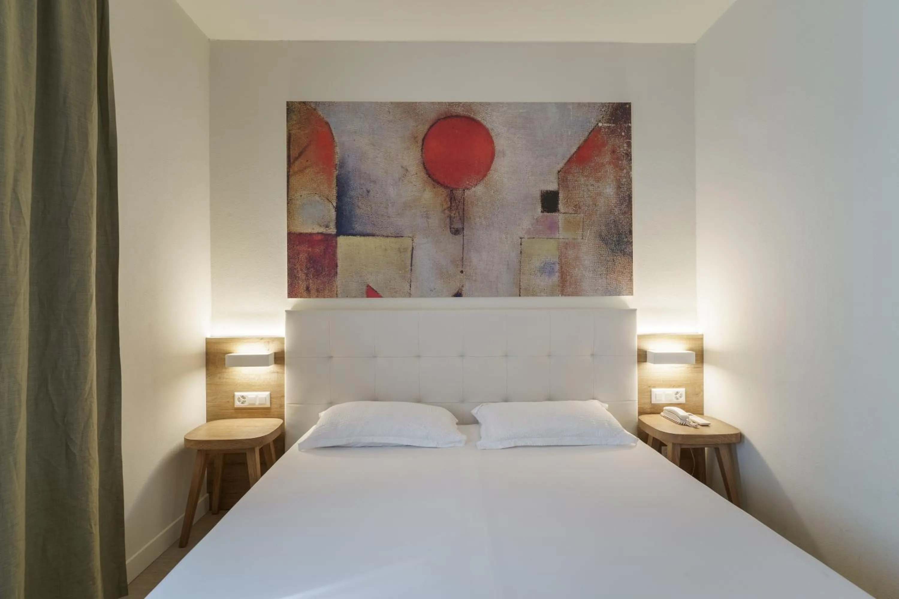 Bed in Hotel Morgana