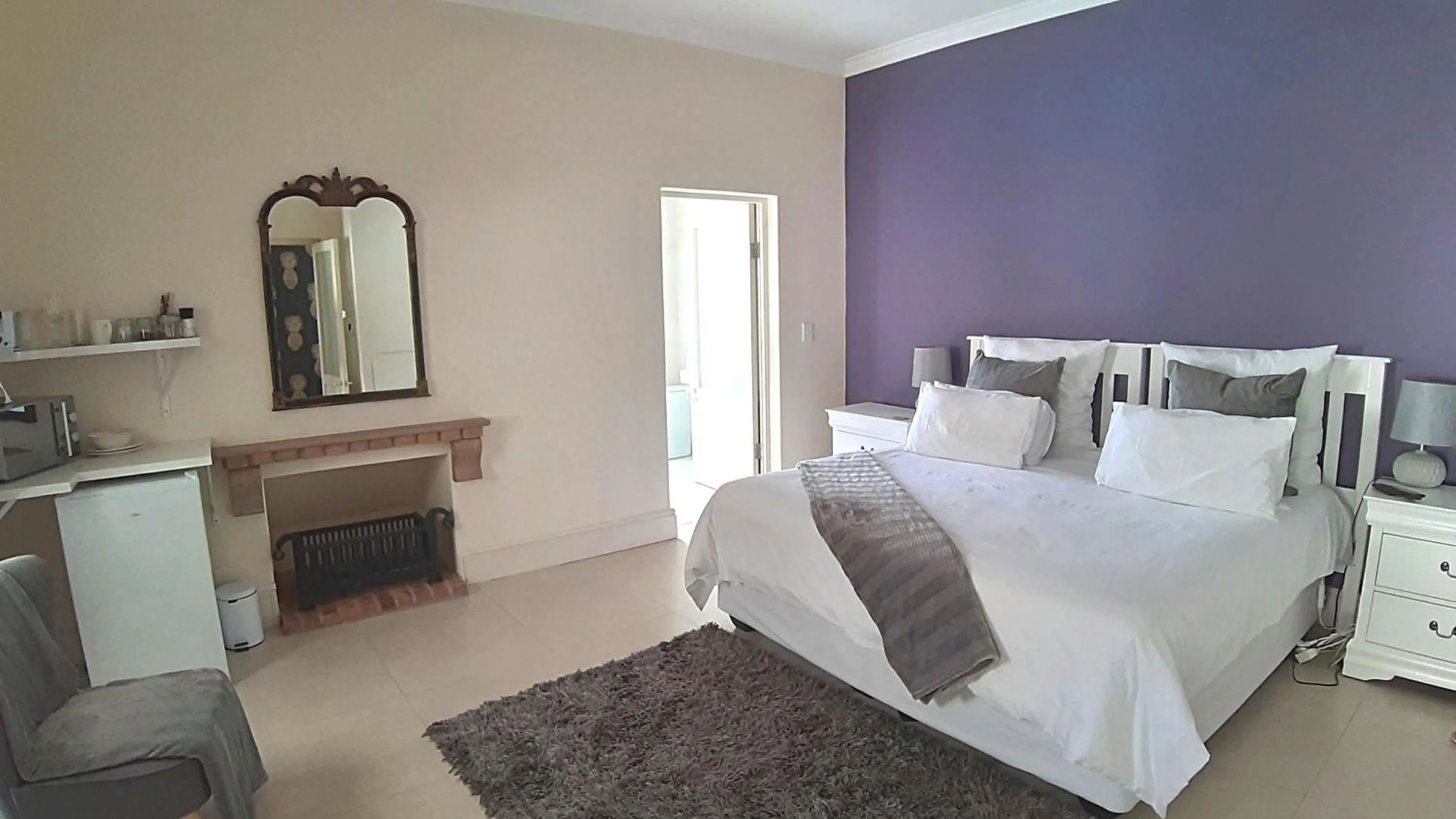 Bedroom, Bed in Rustic Manor Guest House