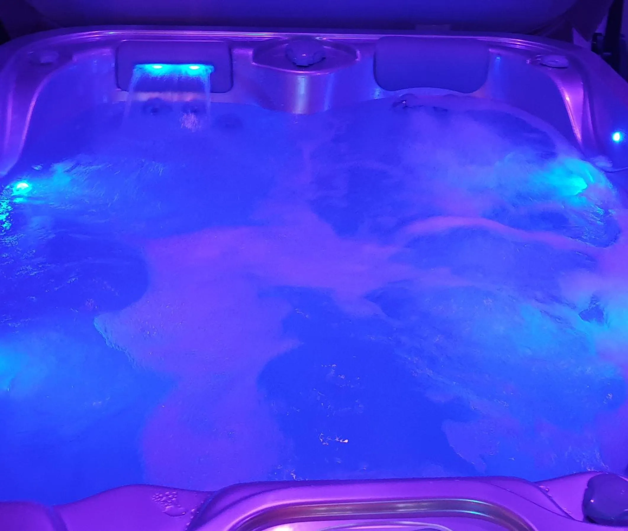 Hot Tub in Paradis Secret Spa