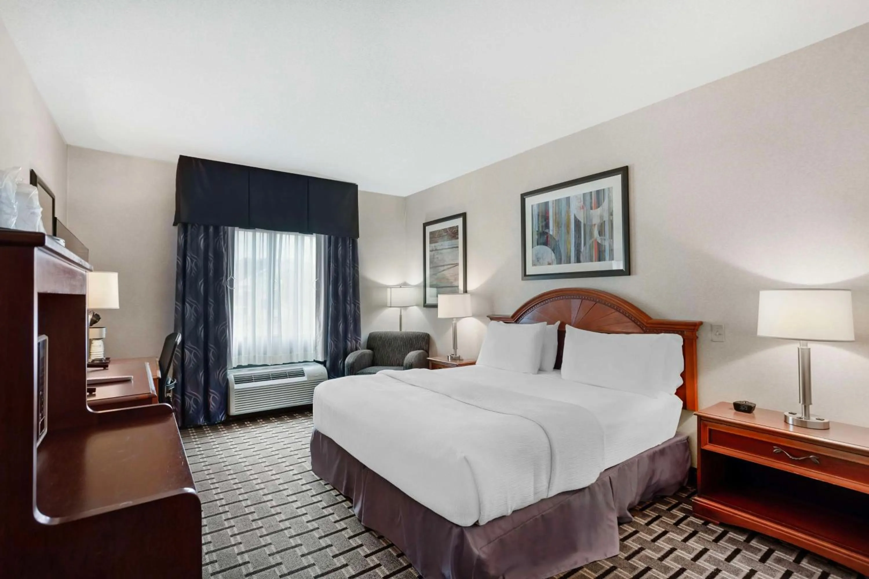 Bedroom, Bed in Best Western Plus Clearfield