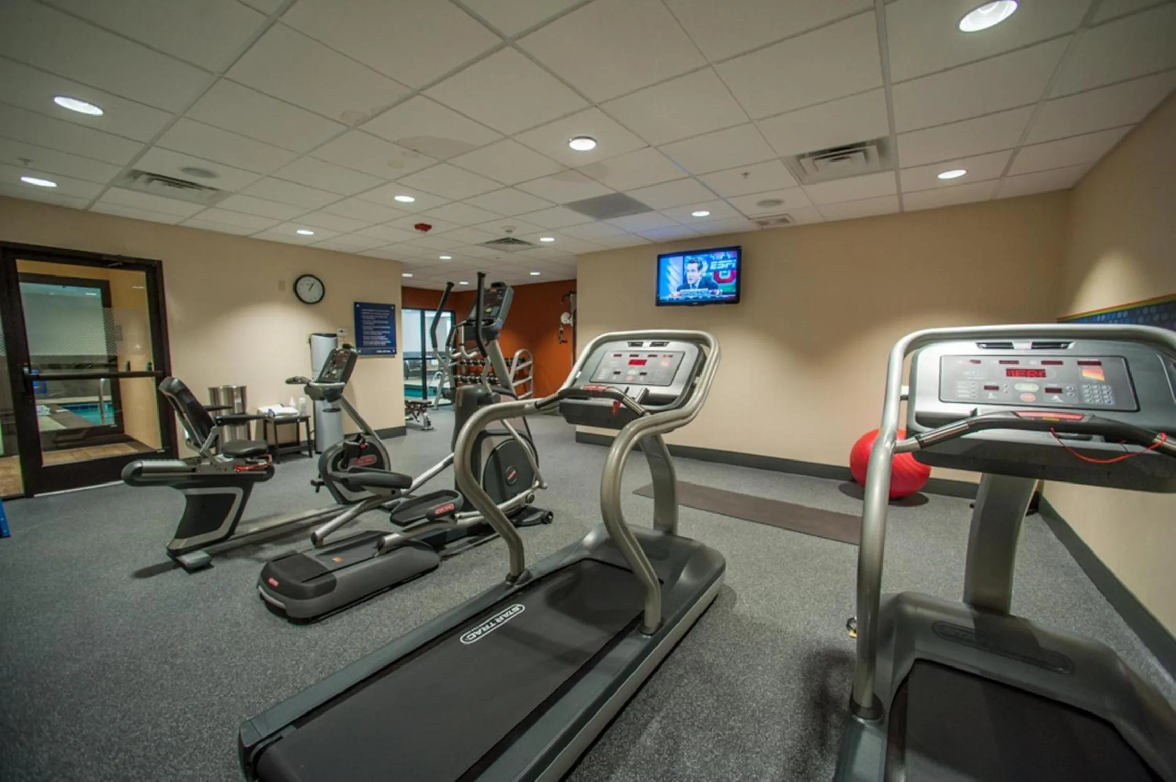 Fitness centre/facilities in Hampton Inn by Hilton Fort Morgan