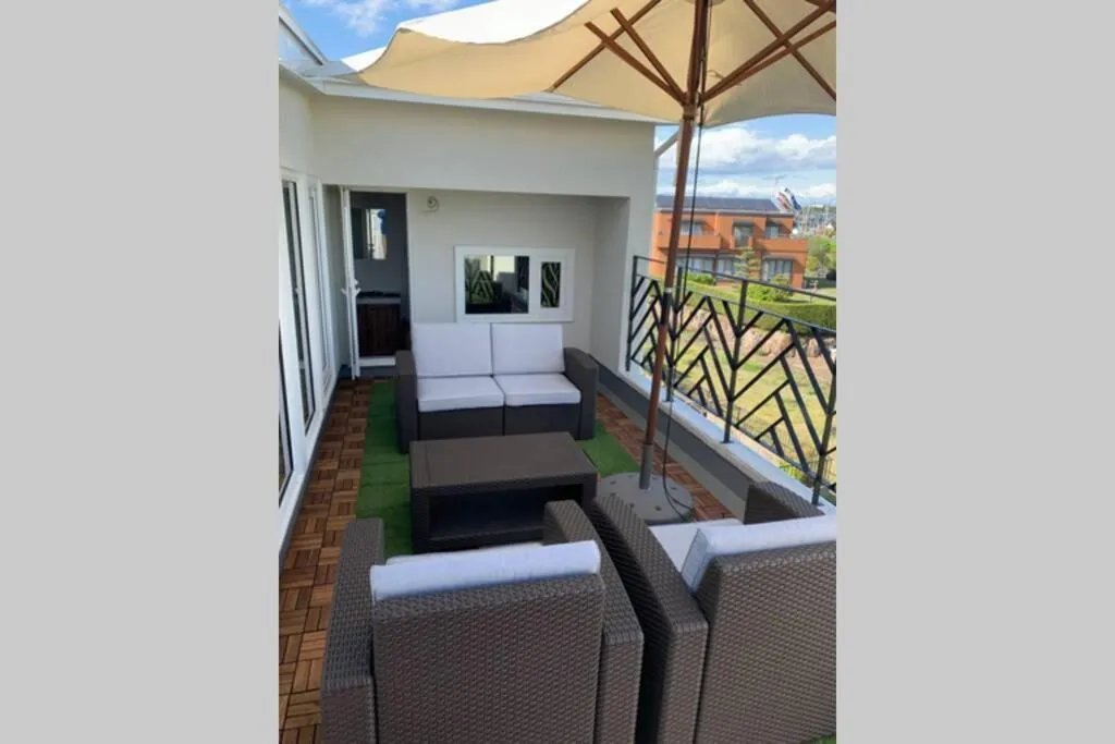 Antiques Inuyama -アンティークス犬山-