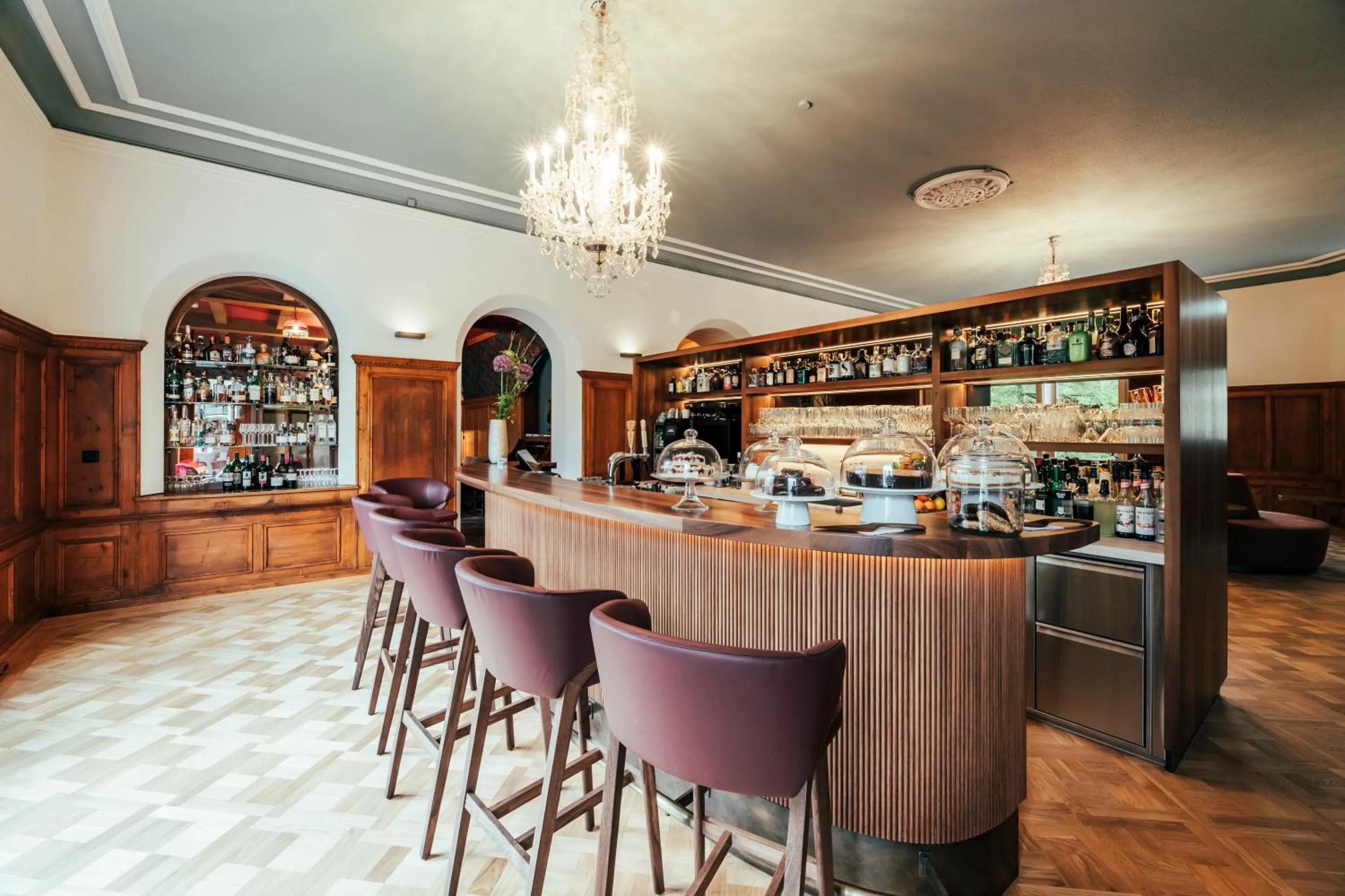 Lounge or bar in Hotel Saratz Pontresina Mountain Resort & Spa