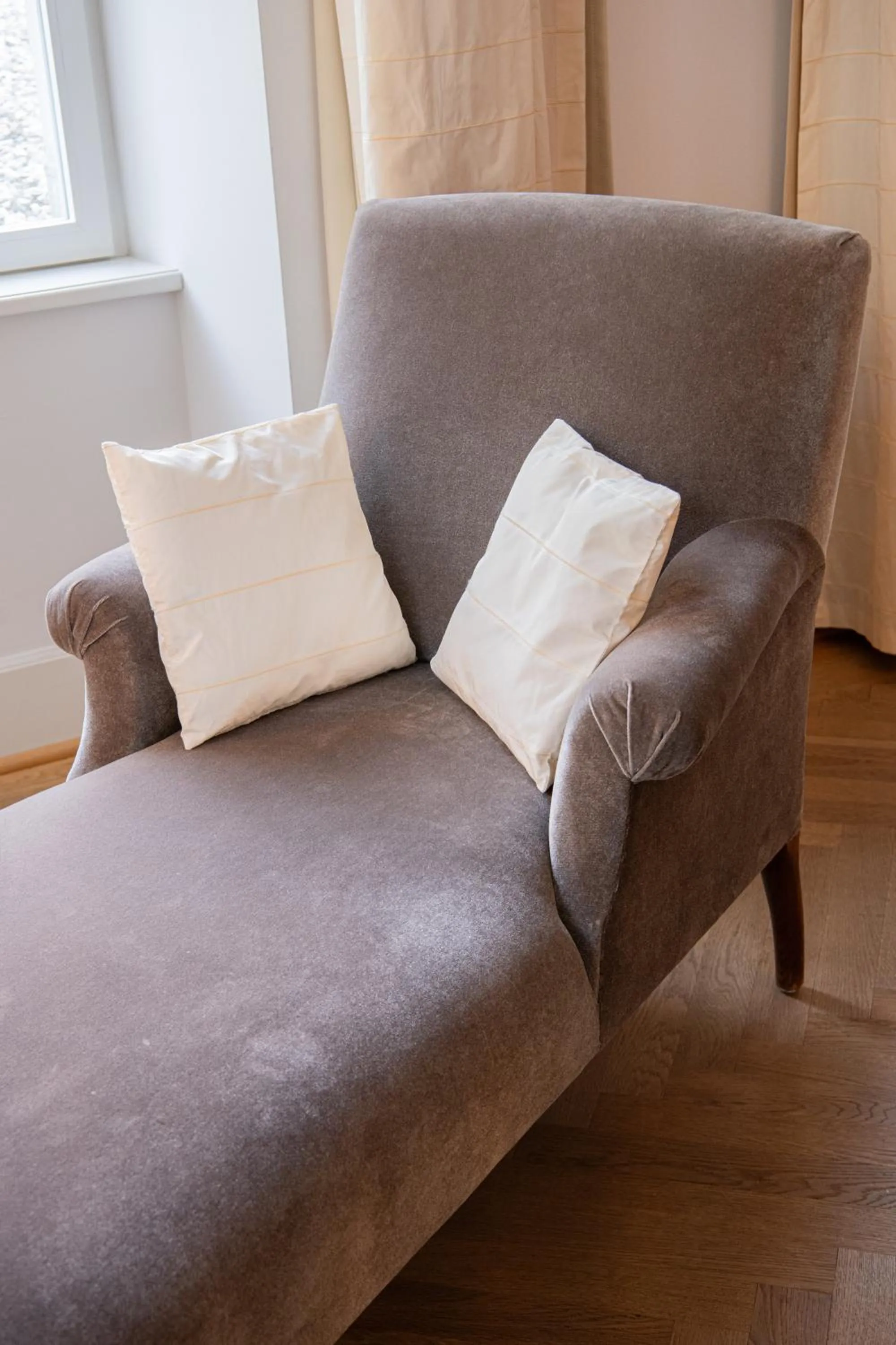 Seating area in Hotel Saratz Pontresina Mountain Resort & Spa