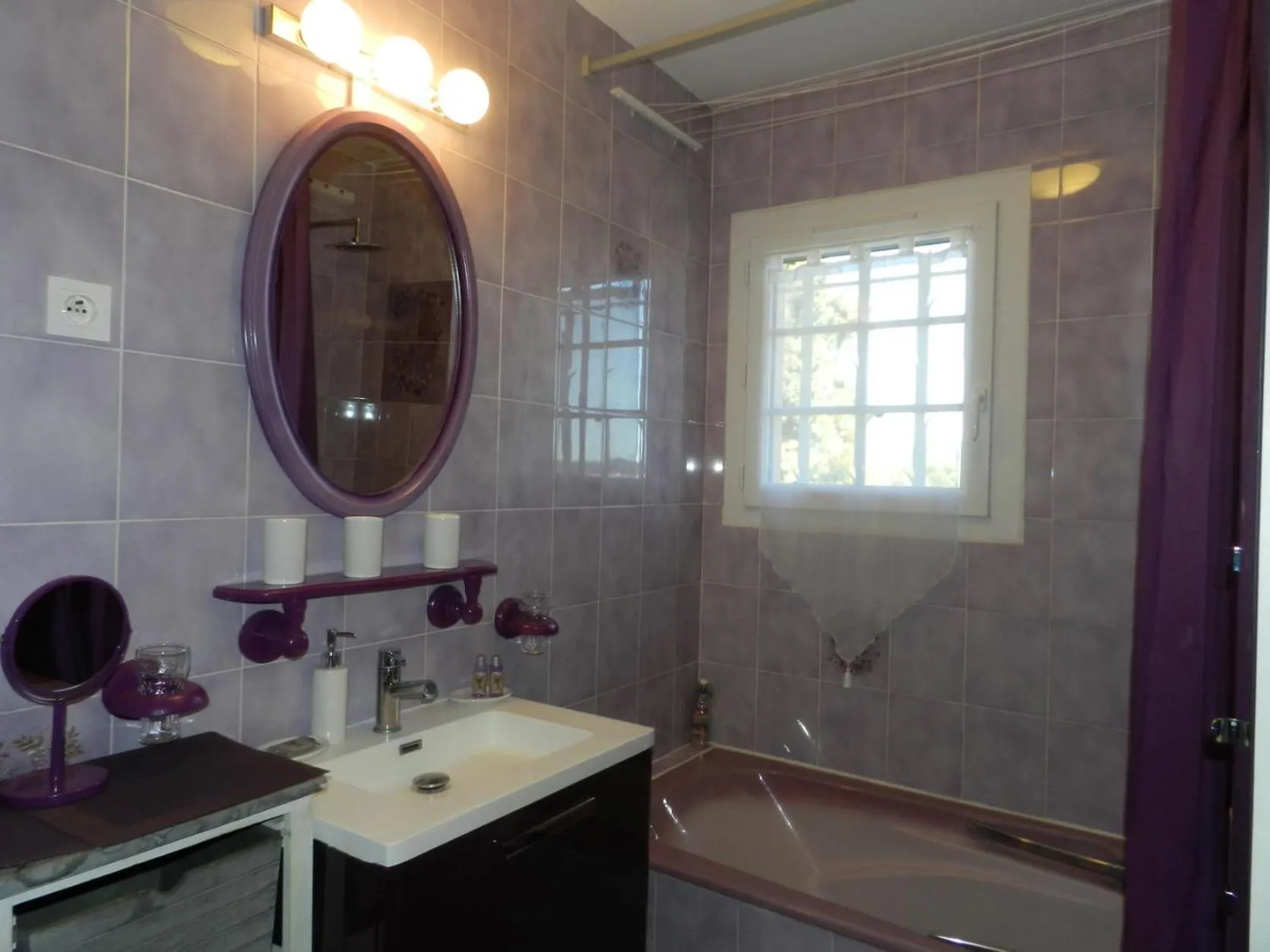 Bathroom in La Bastide Neuve des Oliviers
