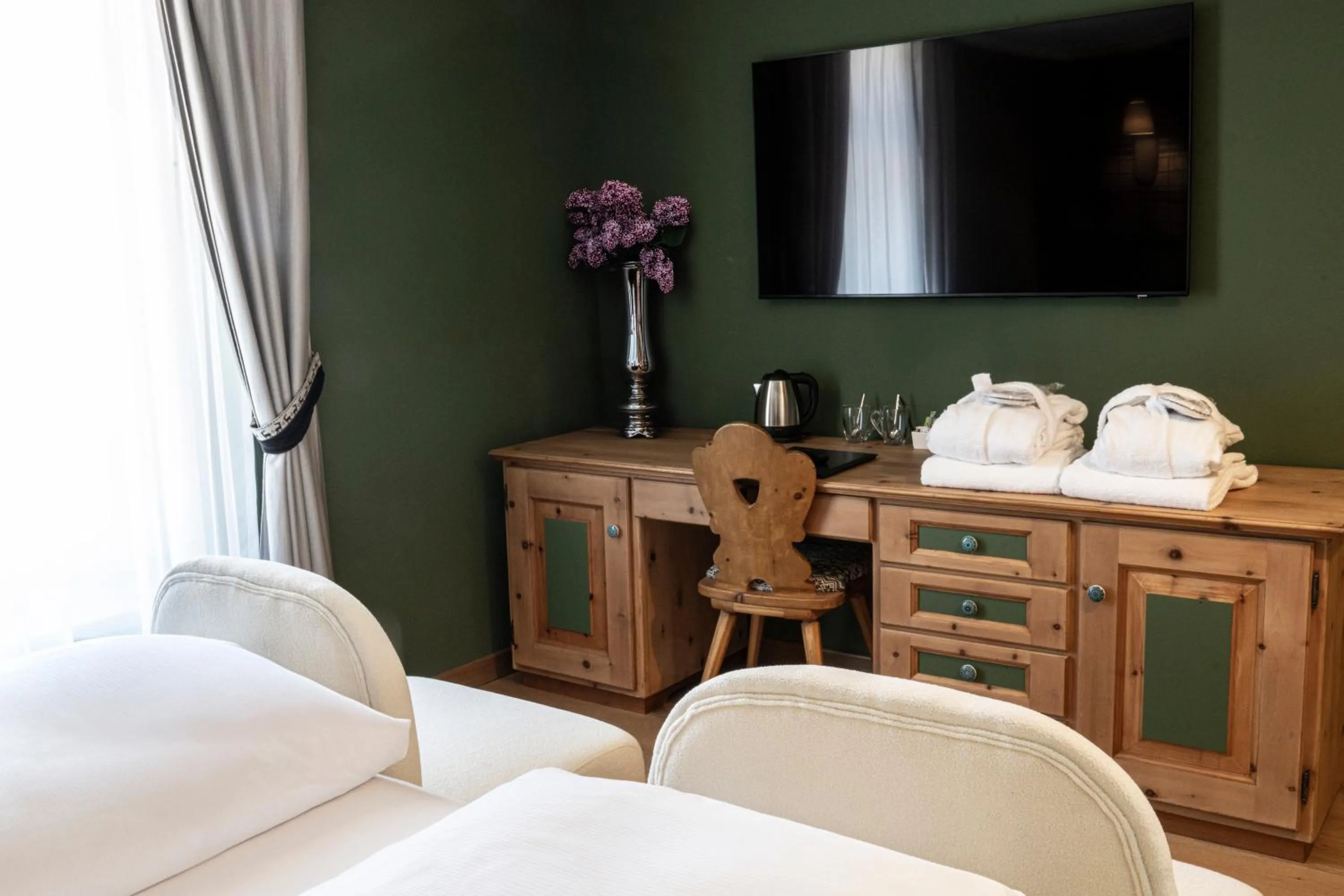 Bedroom, Bed in Hotel Meierhof