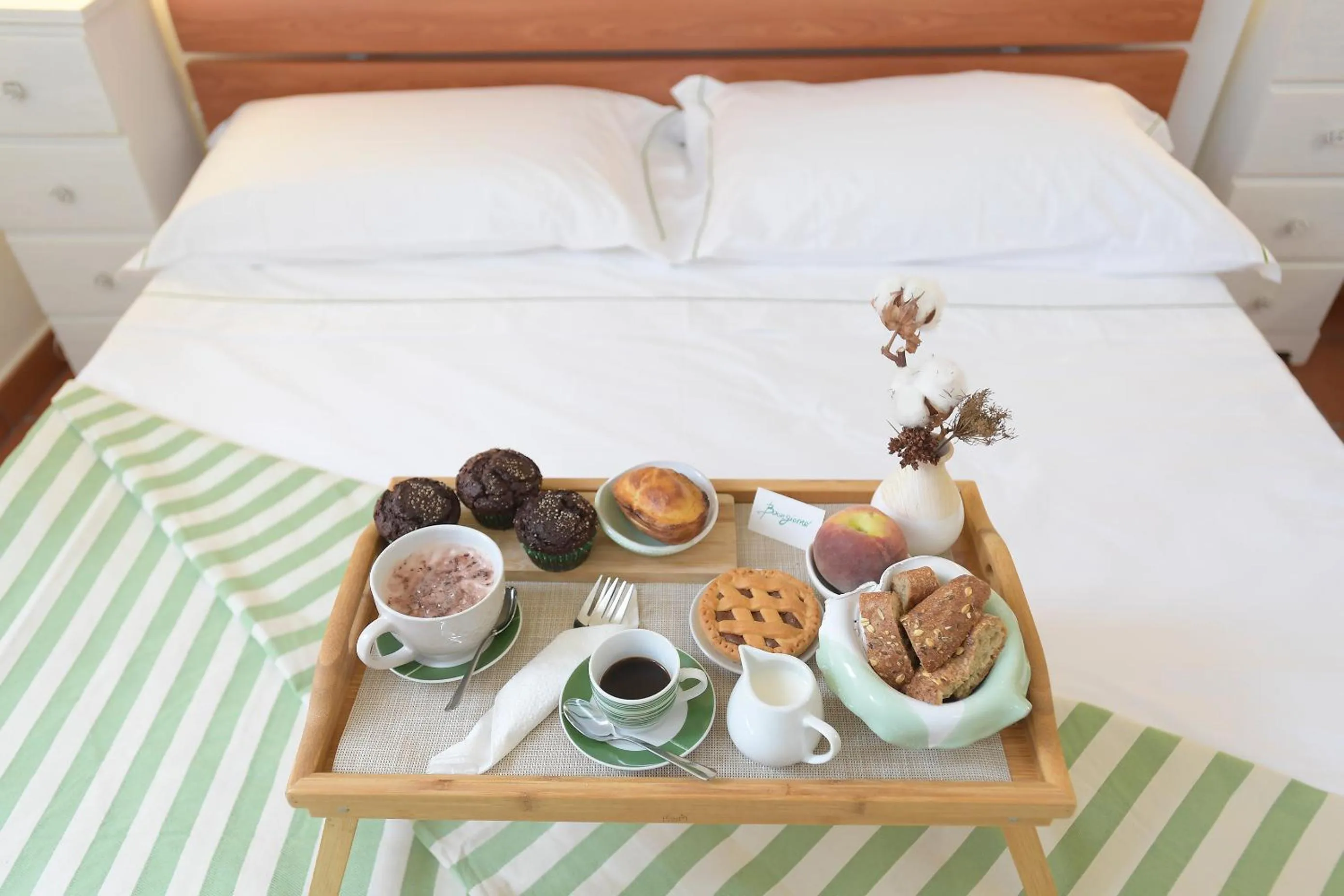 Breakfast, Bed in Bio&B Acquaviva
