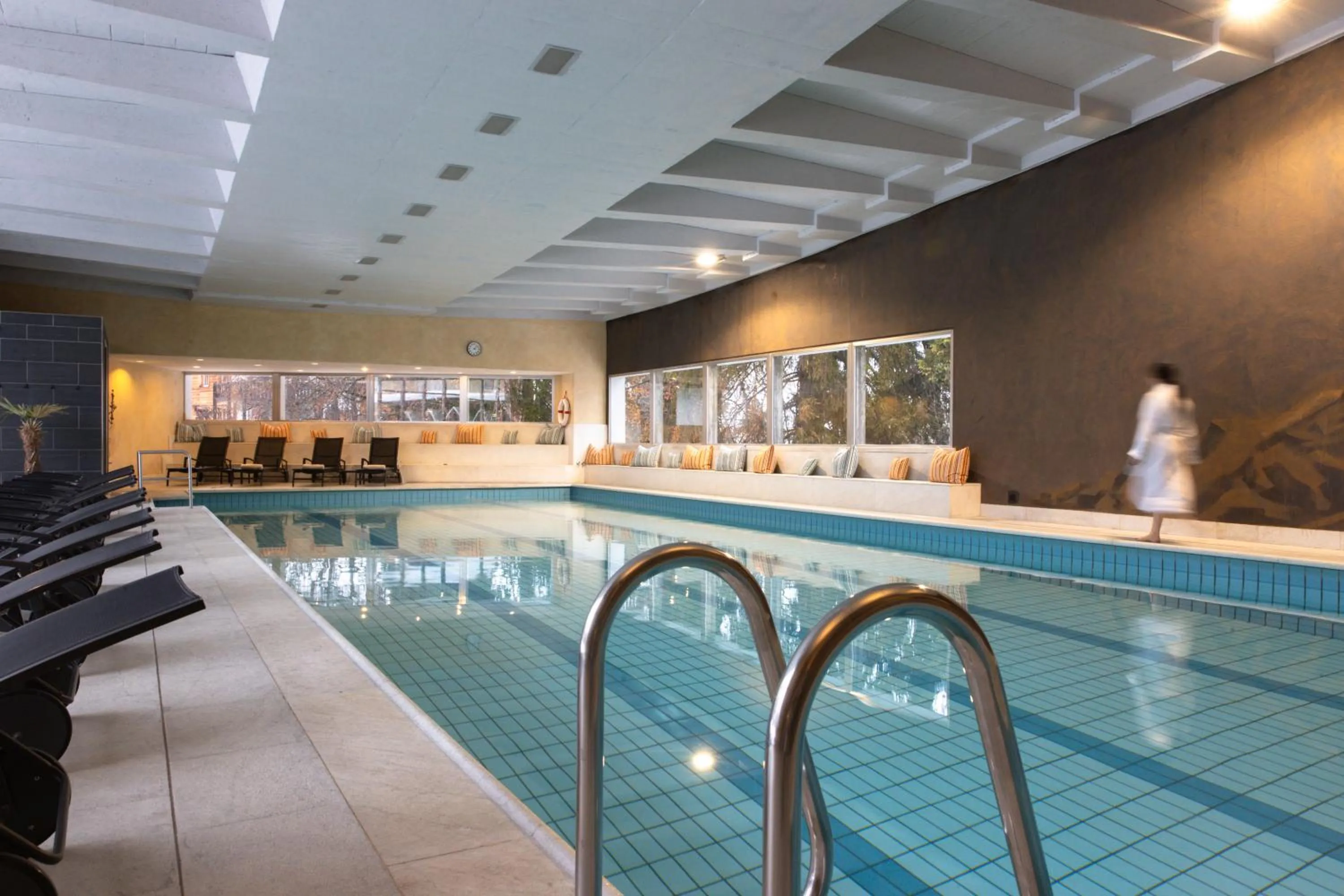 Swimming pool in Hotel Adula