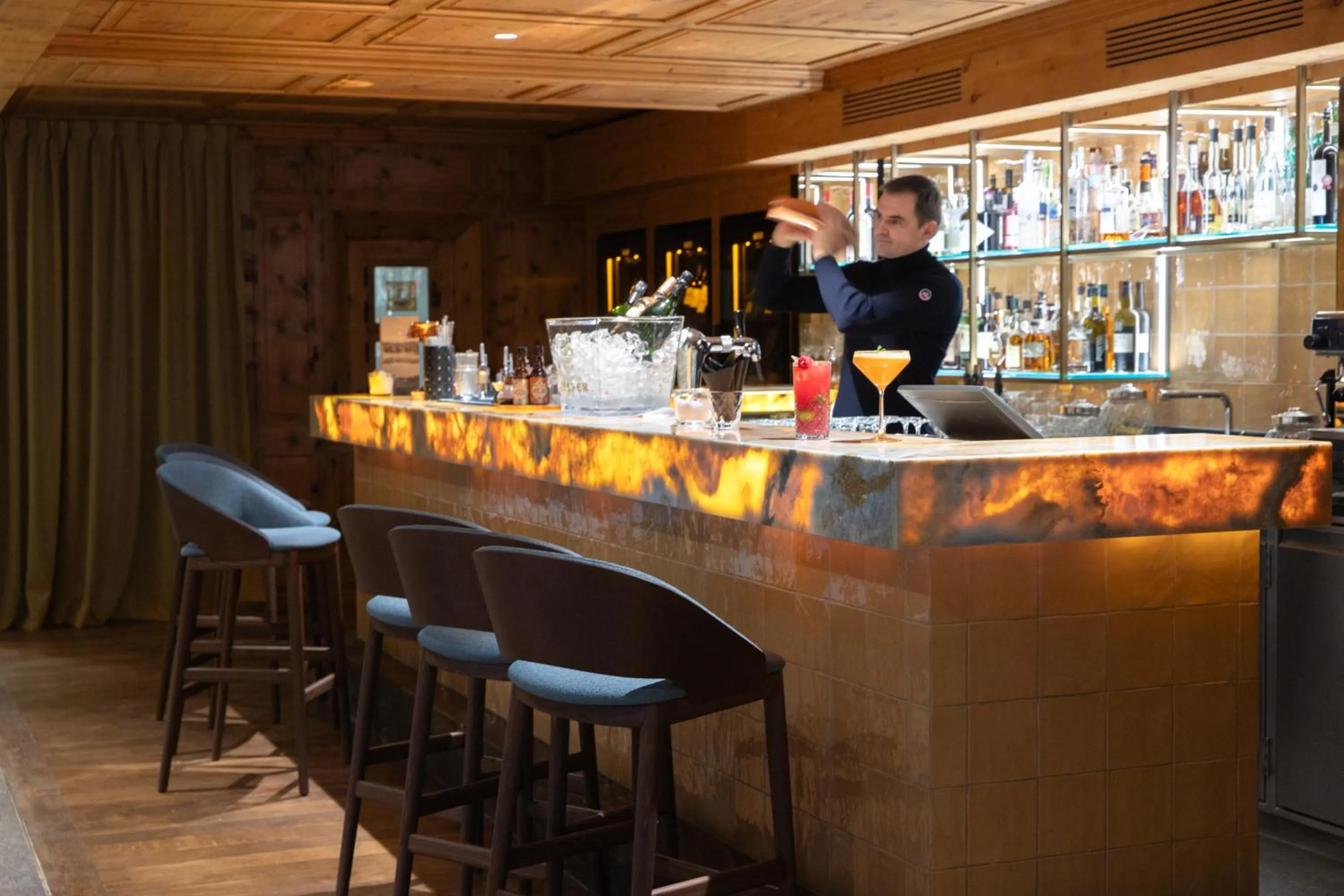 Drinks in Hotel Adula