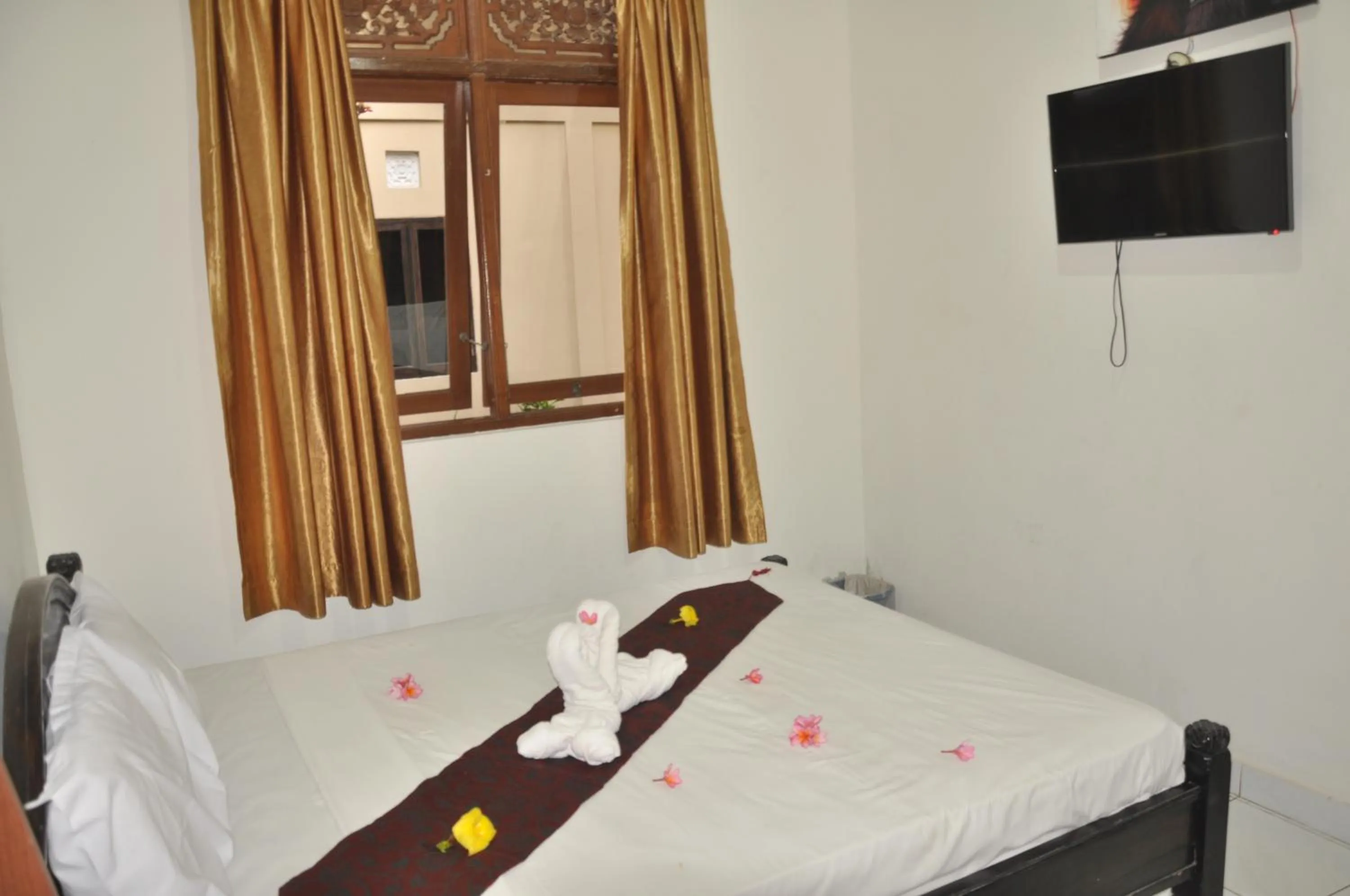 Bedroom, Bed in Crystal Beach Bali