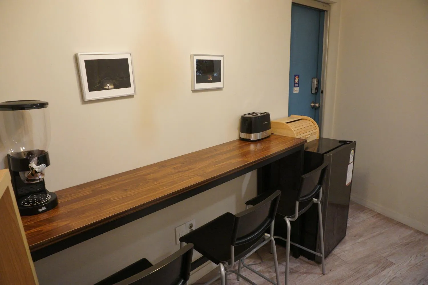 Coffee/tea facilities in Mama Guesthouse Myeongdong