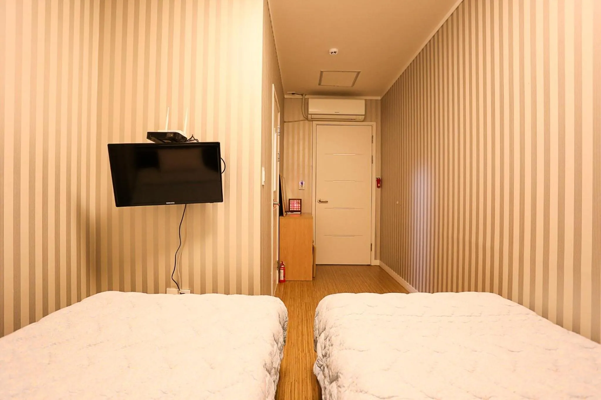 Bedroom, Bed in Mama Guesthouse Myeongdong