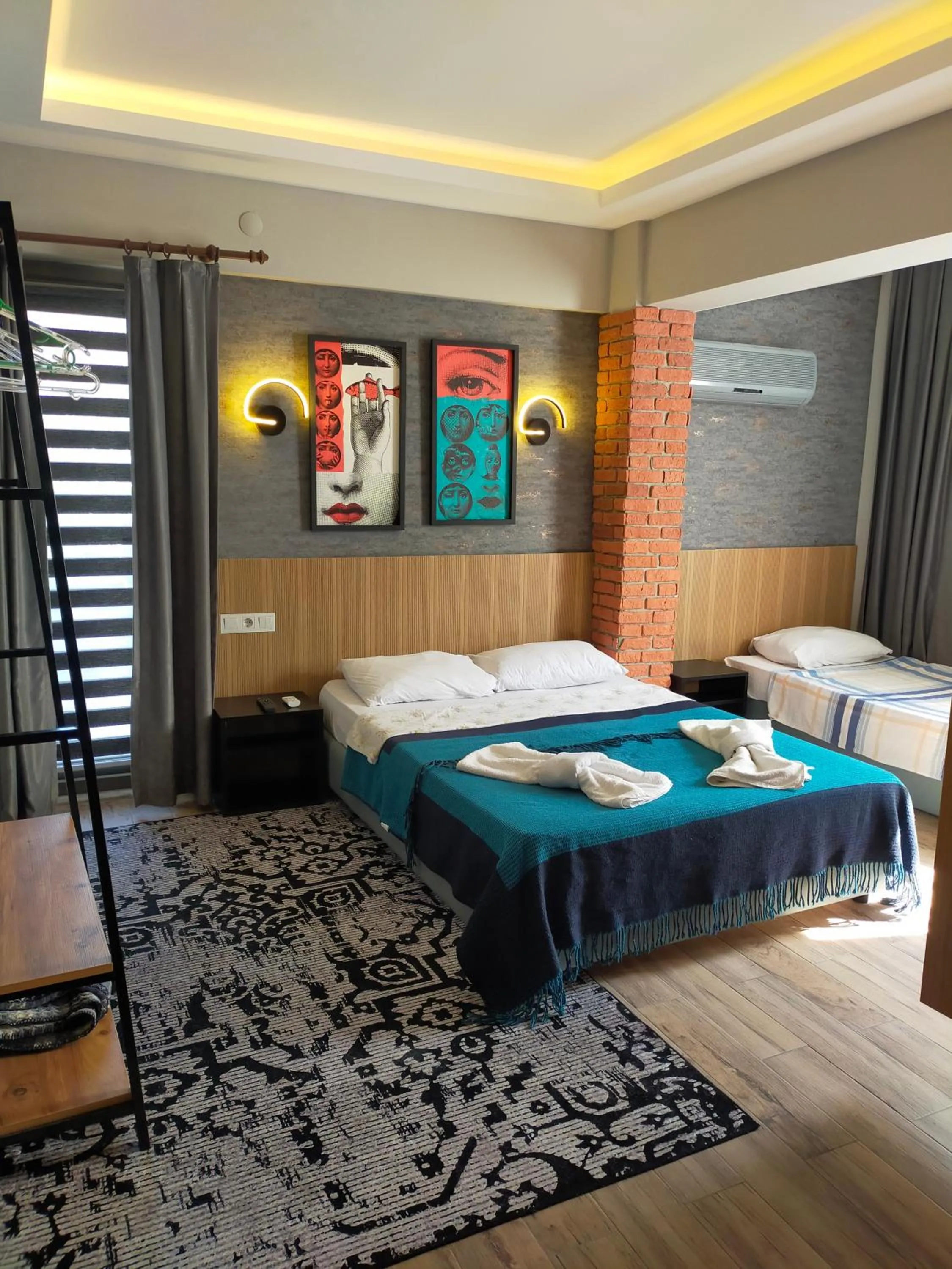 Bed in Akdeniz apart hotel