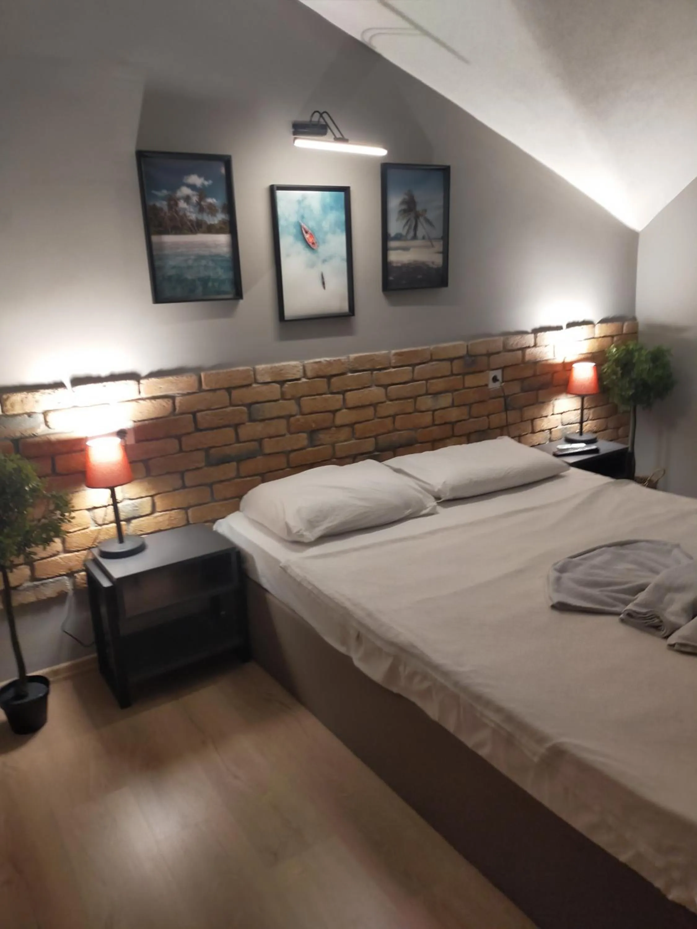 Bed in Akdeniz apart hotel