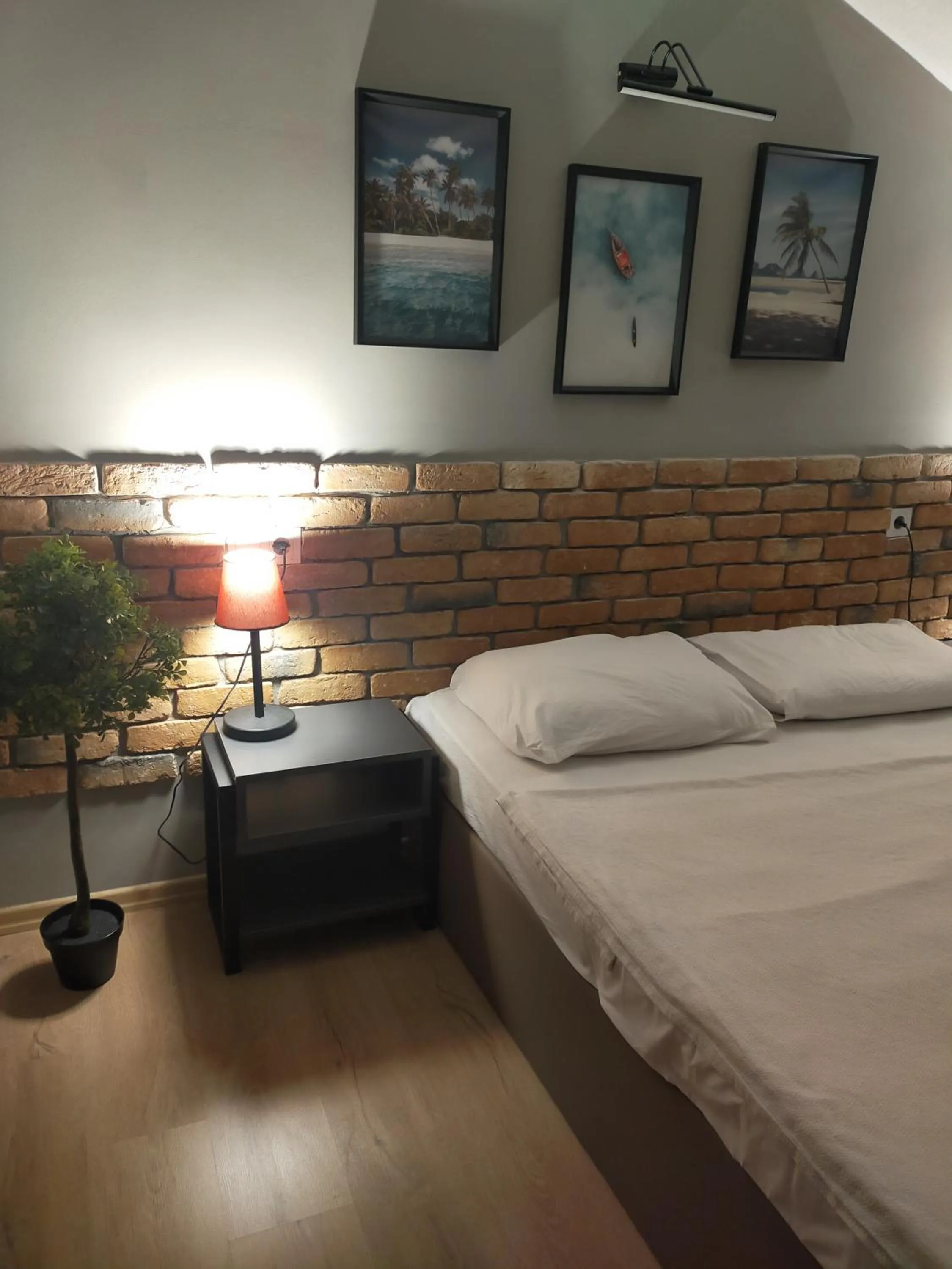 Bed in Akdeniz apart hotel