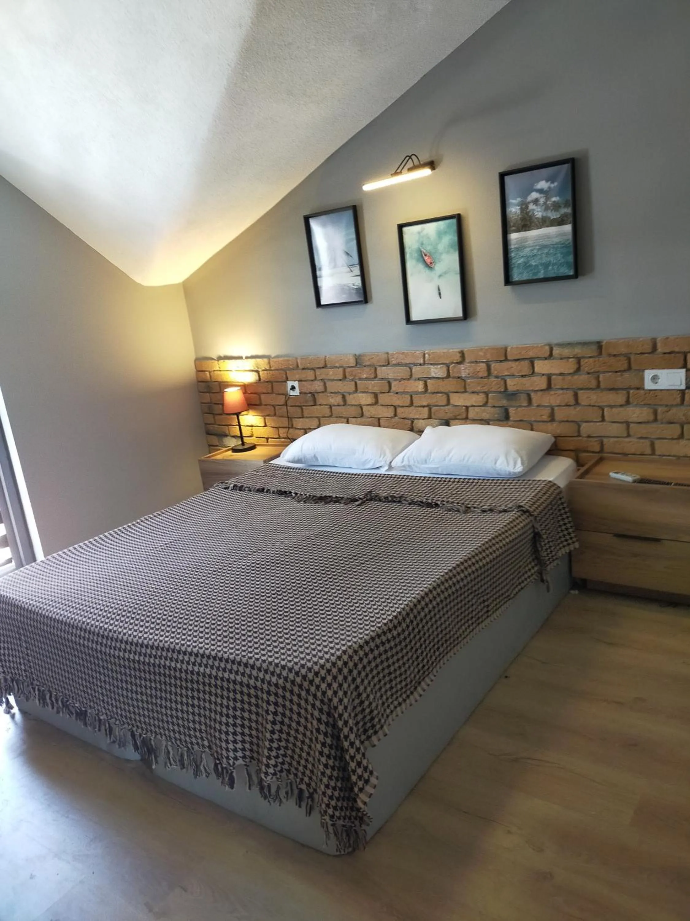Bed in Akdeniz apart hotel