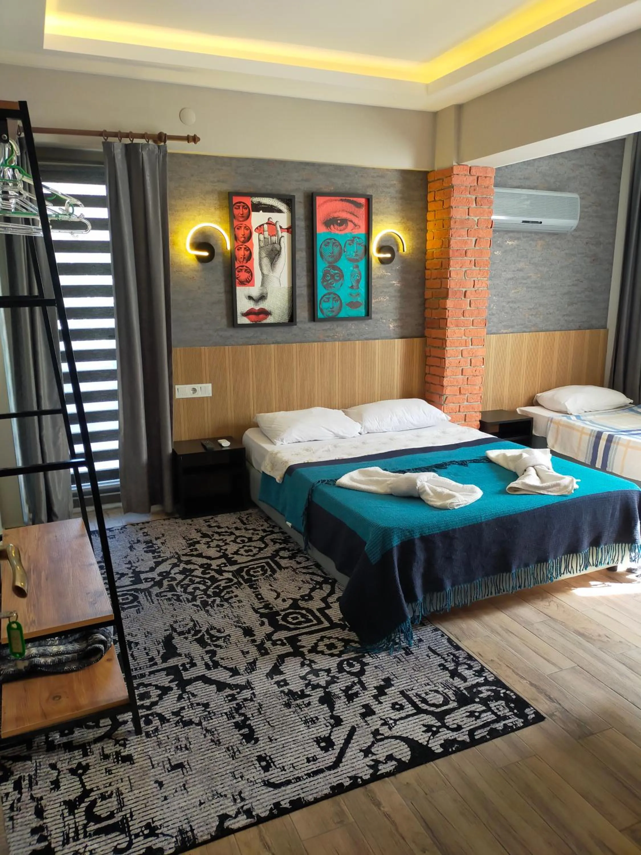 Bed in Akdeniz apart hotel