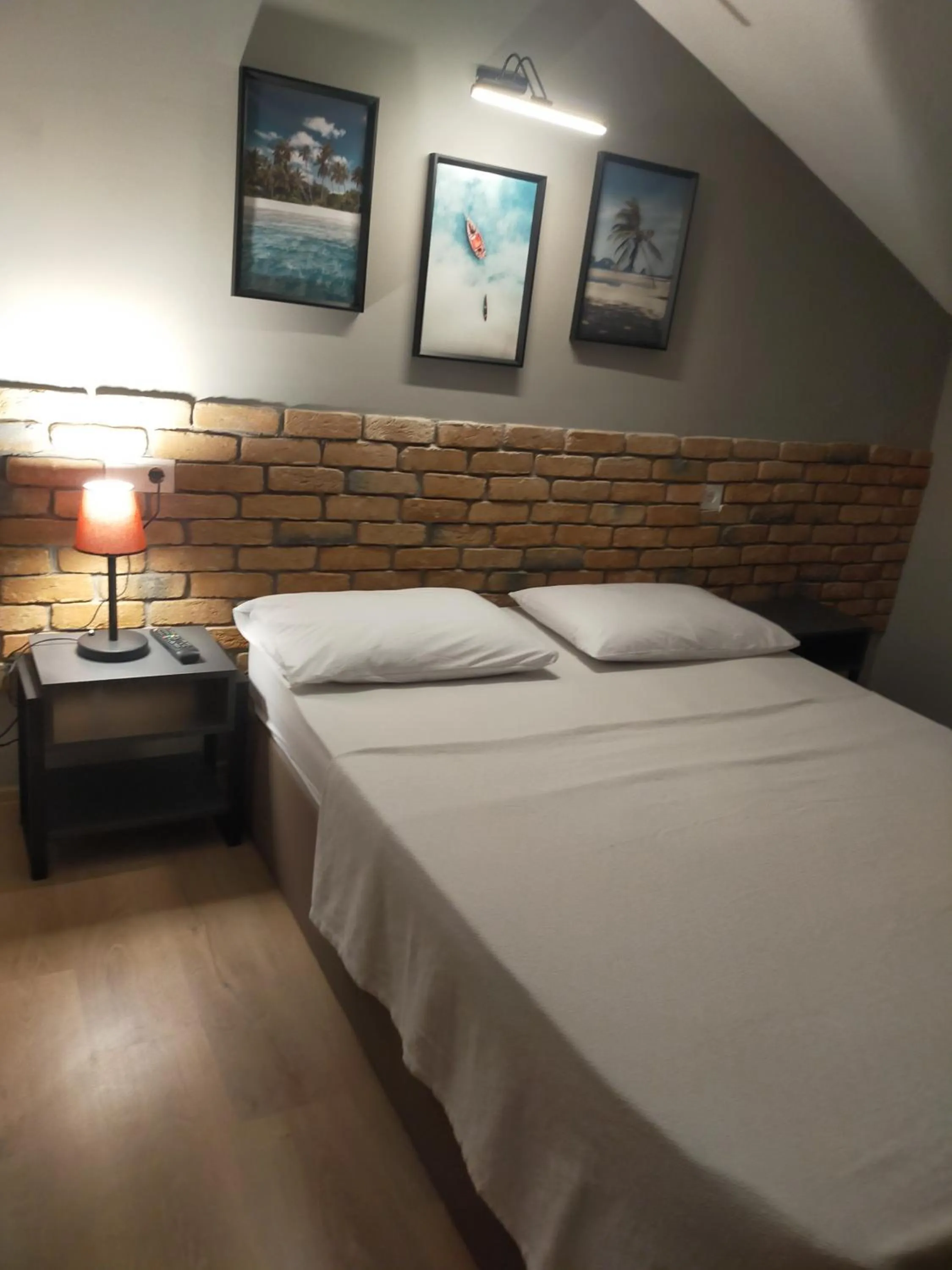 Bed in Akdeniz apart hotel
