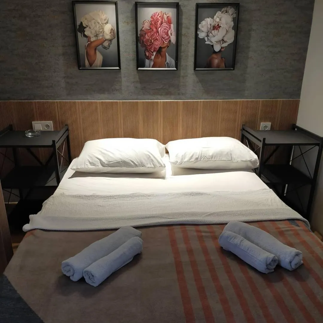 Bed in Akdeniz apart hotel