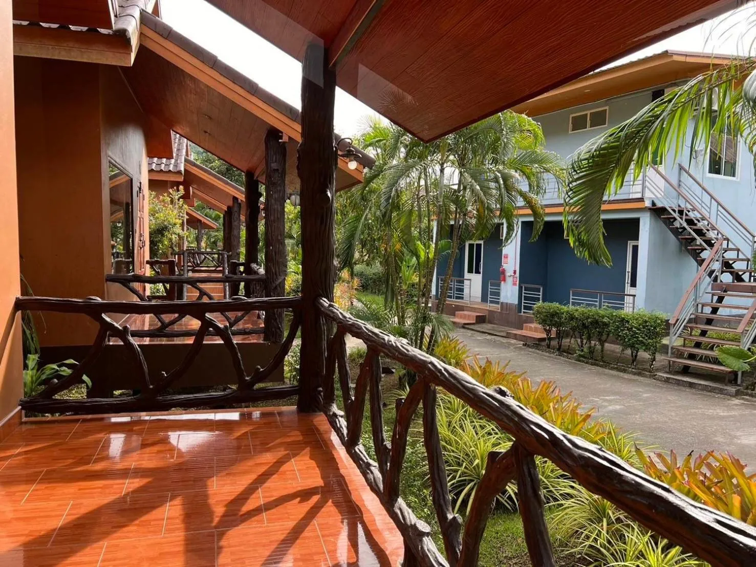 Khaosok Rainforest Resort