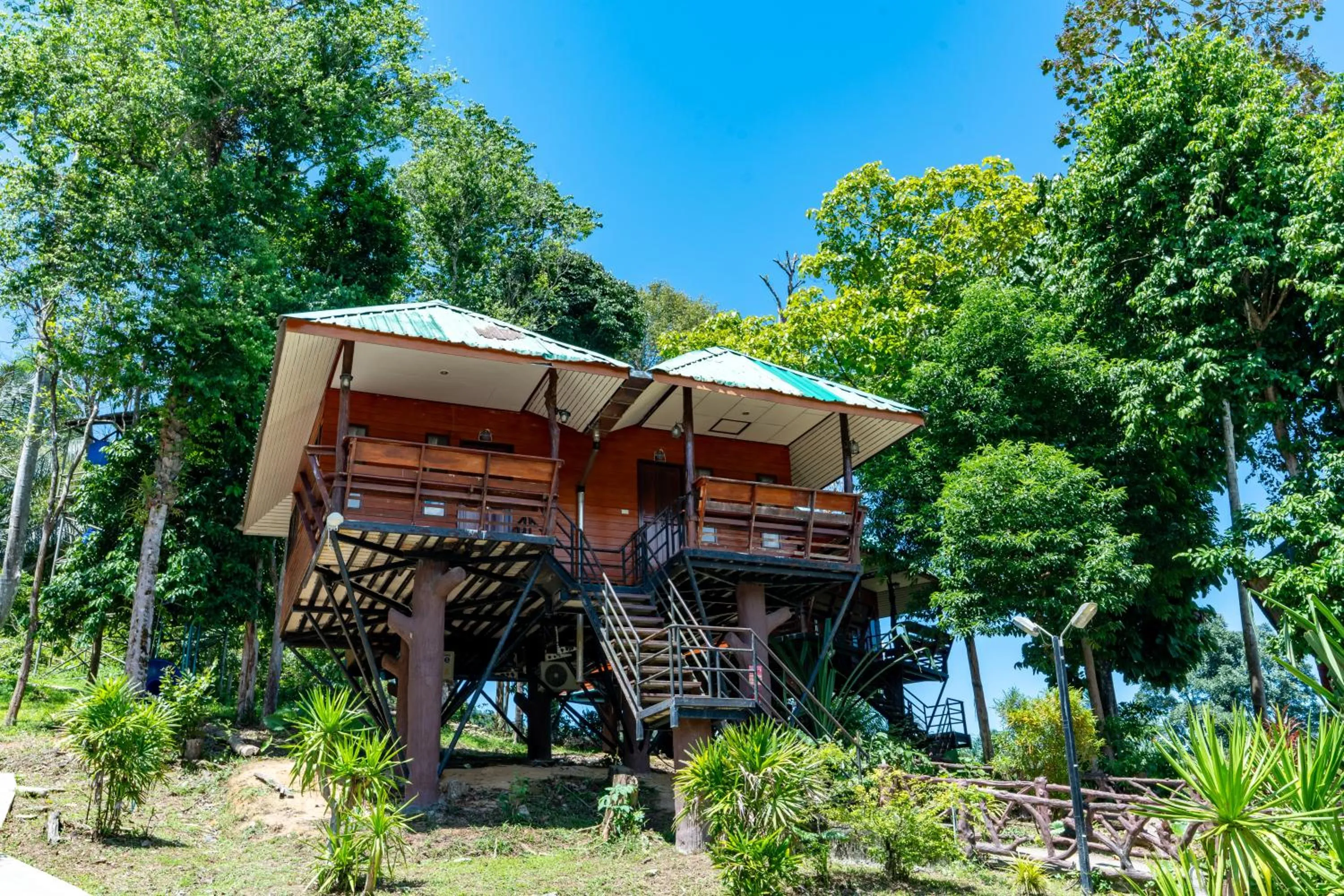 Khaosok Rainforest Resort