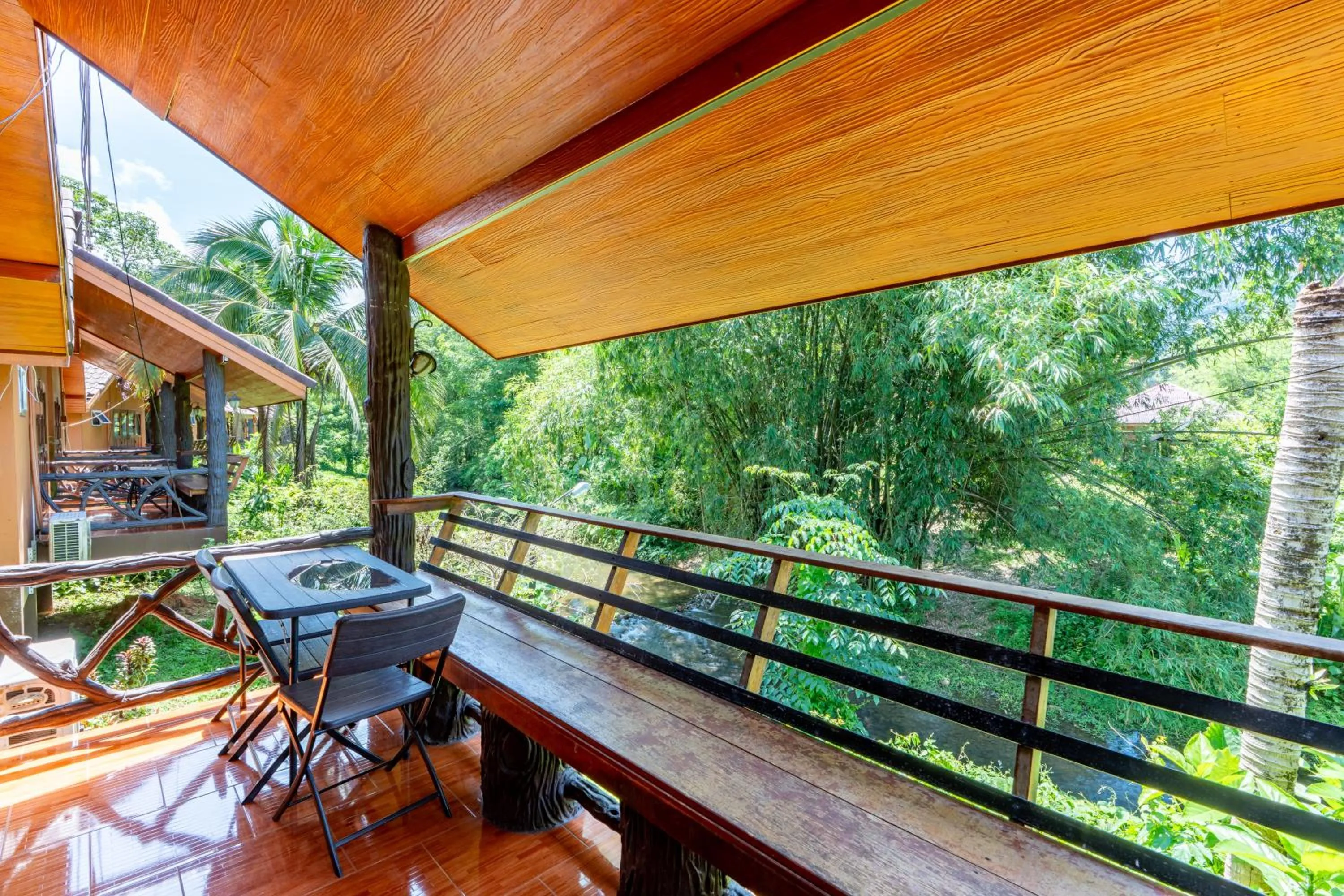 Khaosok Rainforest Resort