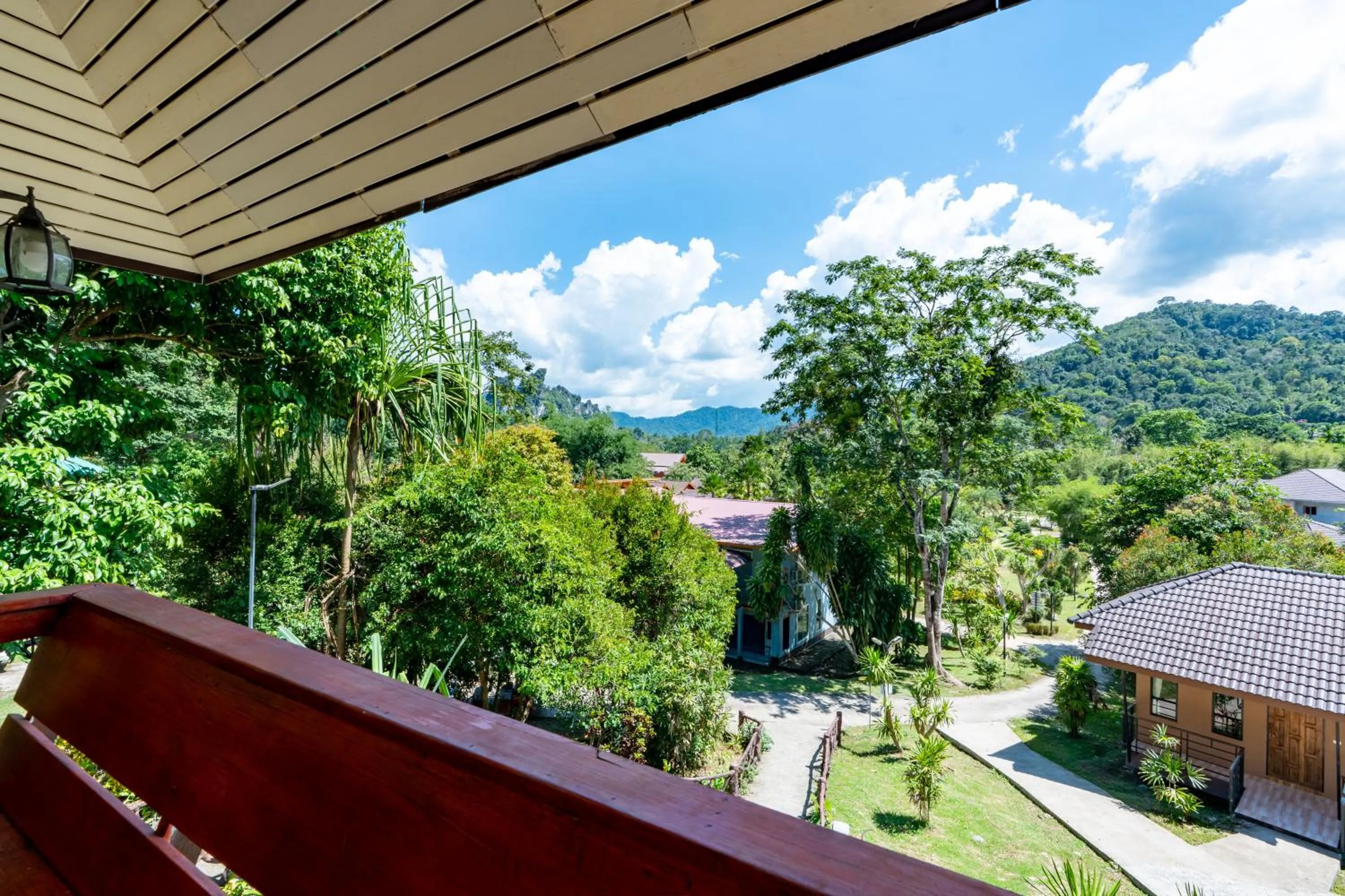 Khaosok Rainforest Resort